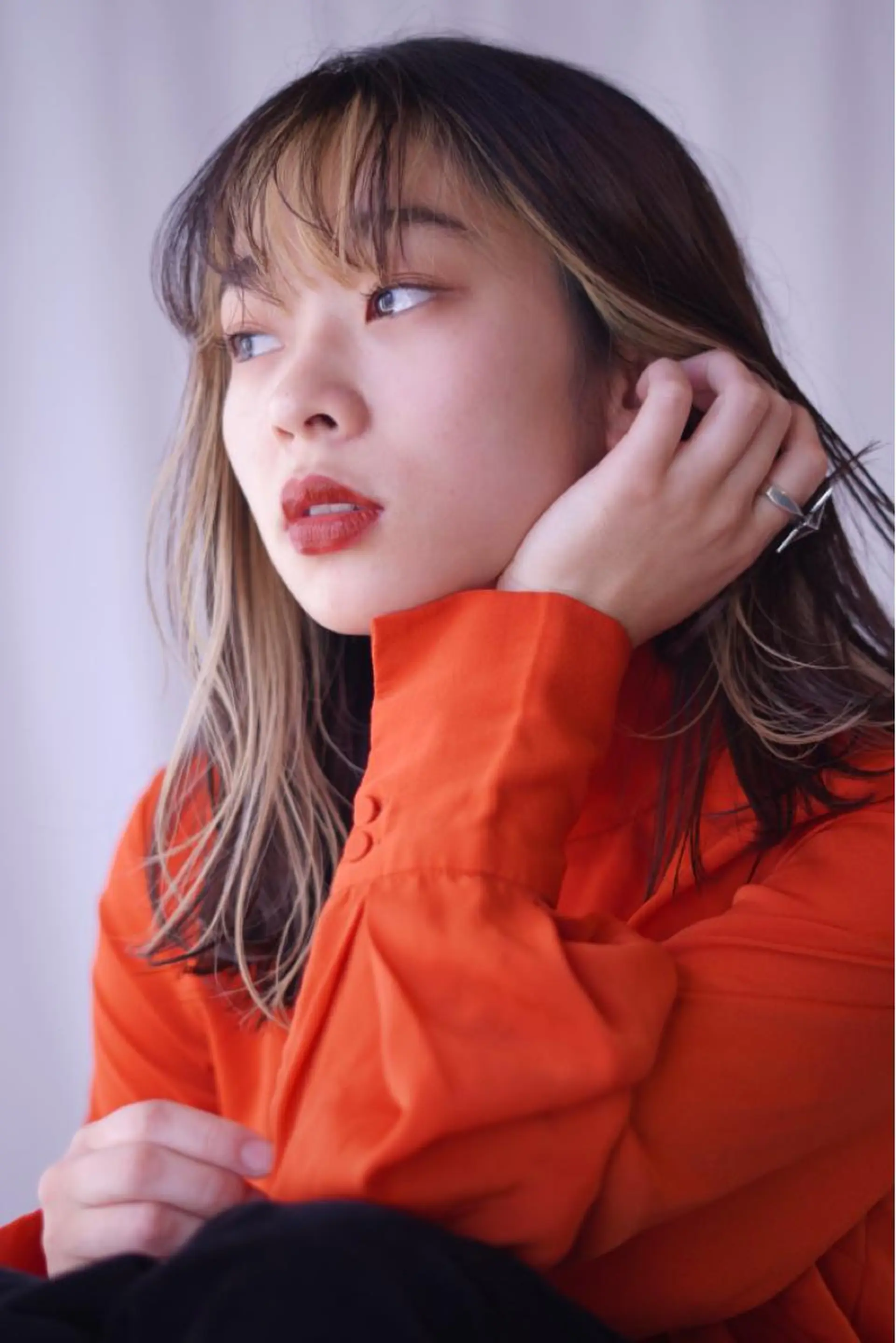 セミロング カラー ミストバング インナーカラー 顔周りカット メンズ支持率No.1 KAIのヘアスタイル