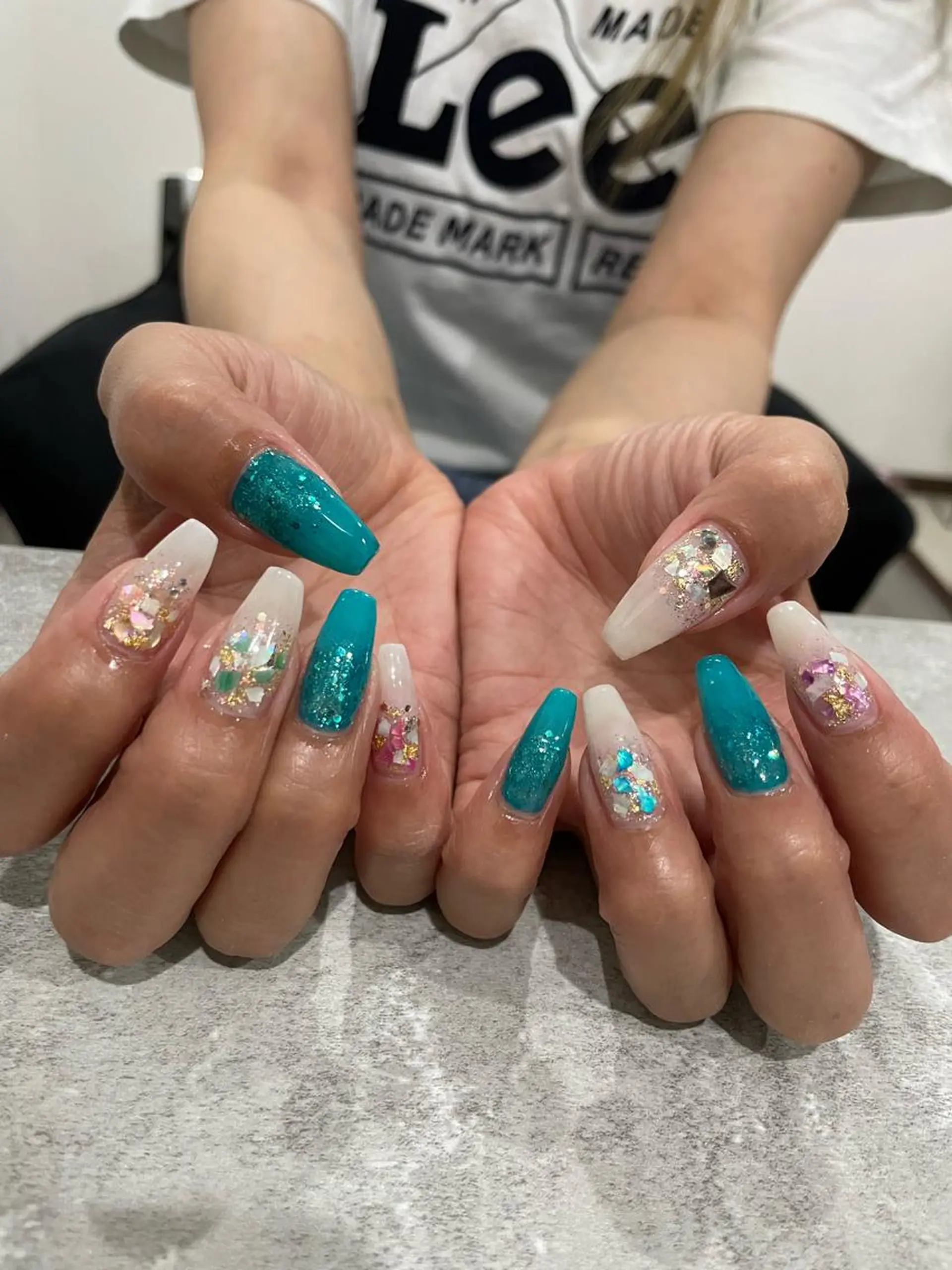 ネイル Raviliss ♡のネイルデザイン