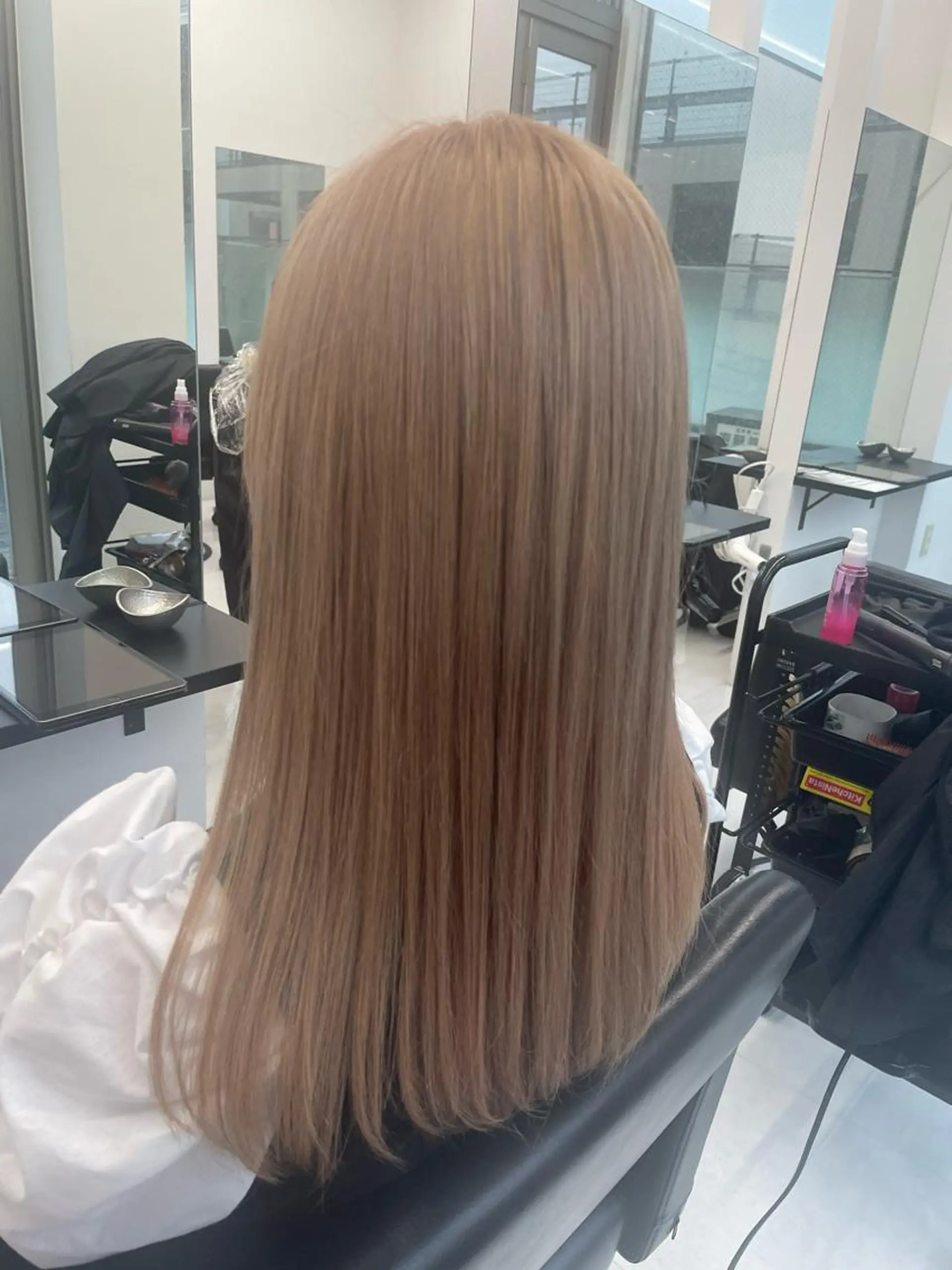 セミロング カラー 宮本 円のヘアスタイル