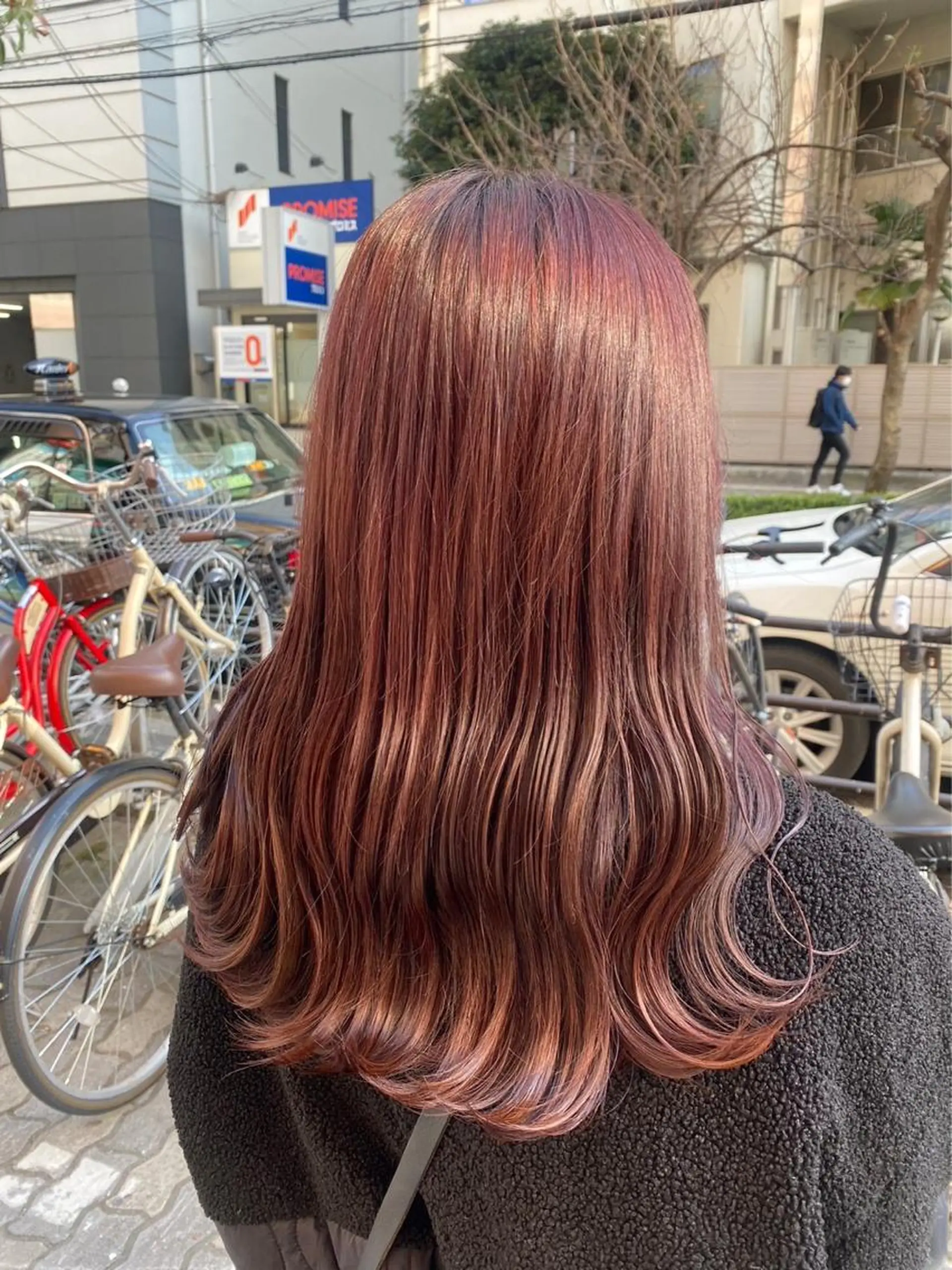 セミロング 片平 帆香のヘアスタイル