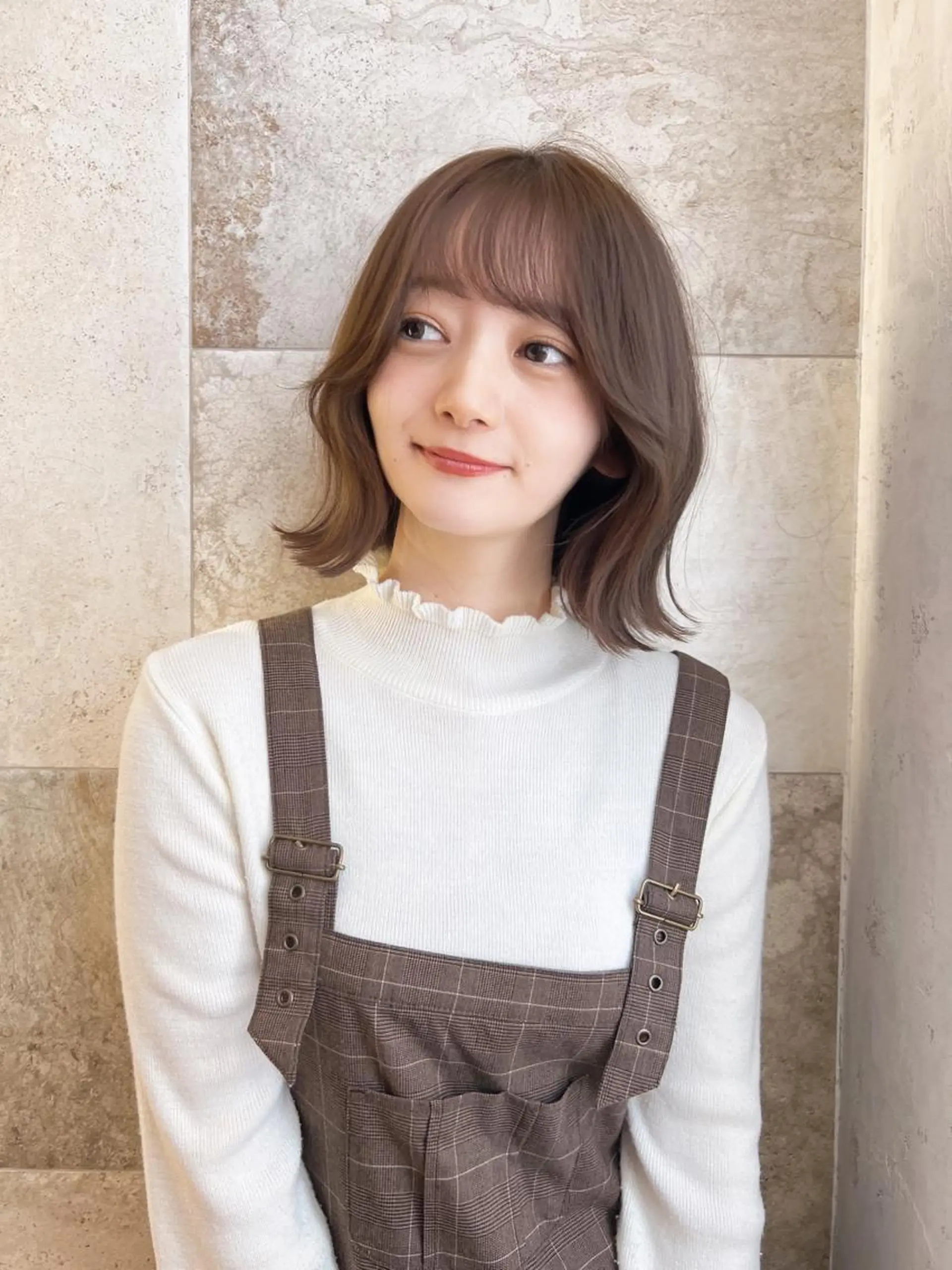 ミディアム カラー MIKU /ボブ/外ハネボブのヘアスタイル