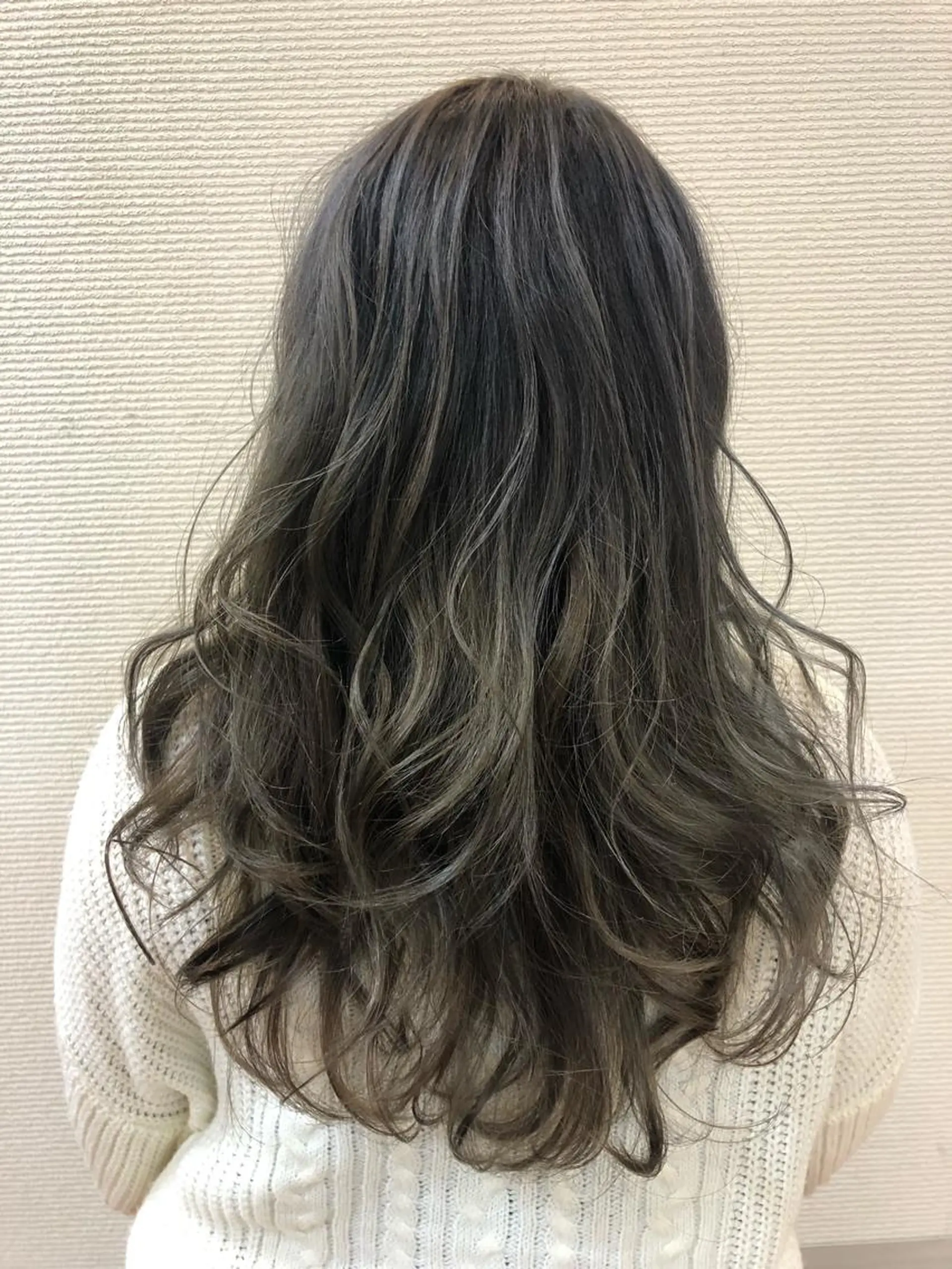 カラー 【新都心】 ARURU HAIRのヘアスタイル