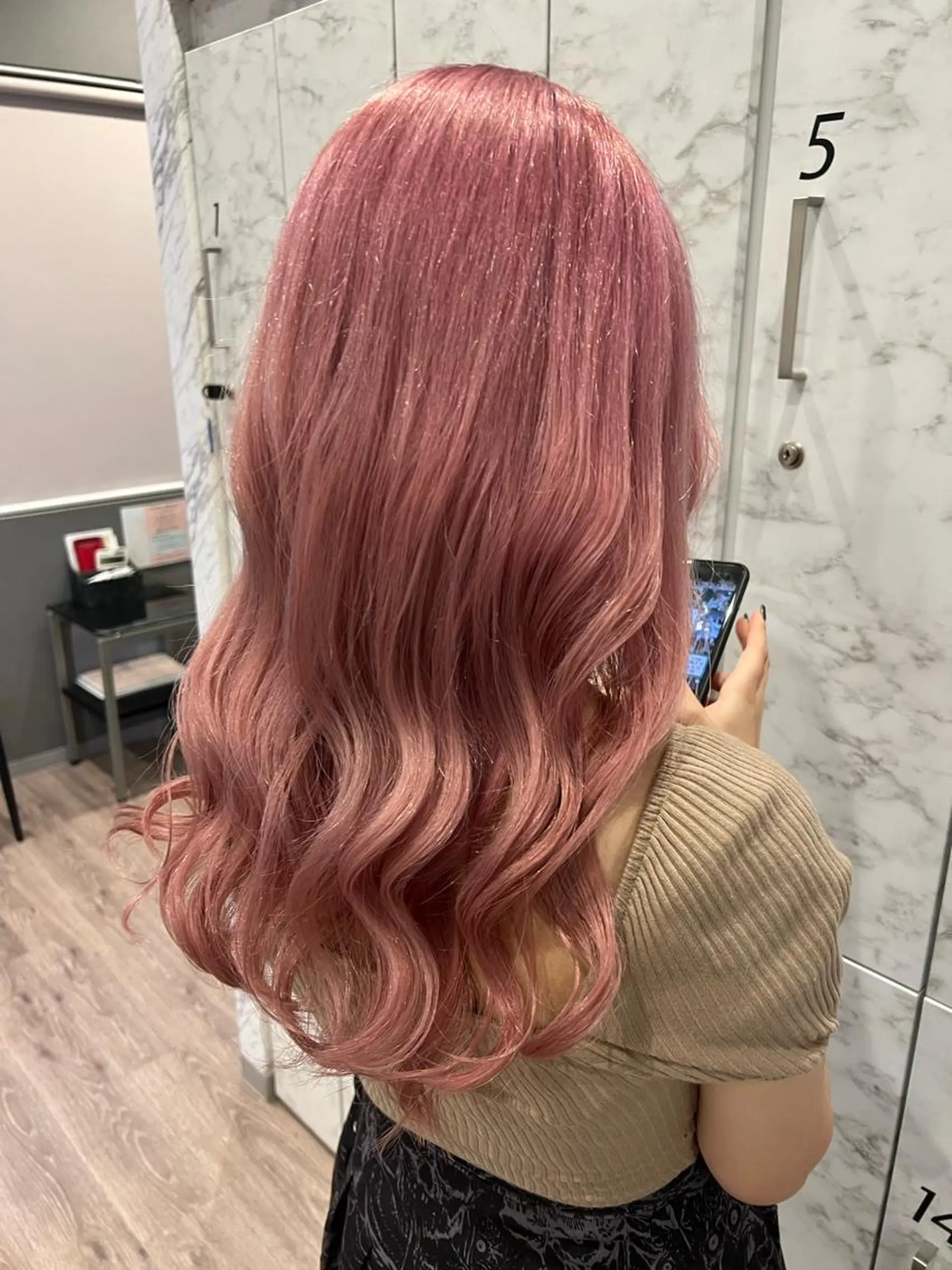 ロング カラー 原田 英希のヘアスタイル