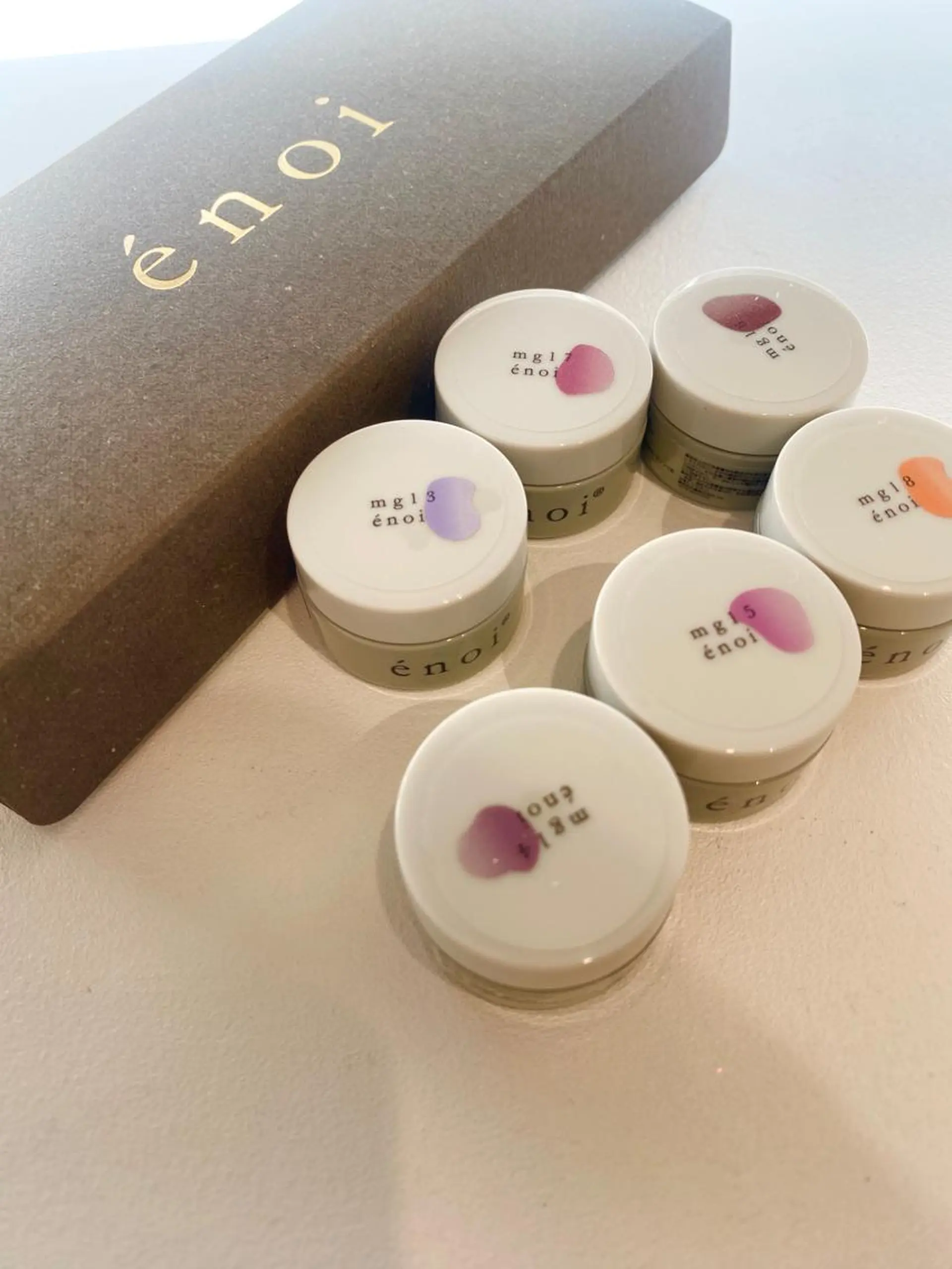 ネイル ハンドネイル NINEnami ニュアンスネイルのネイルデザイン