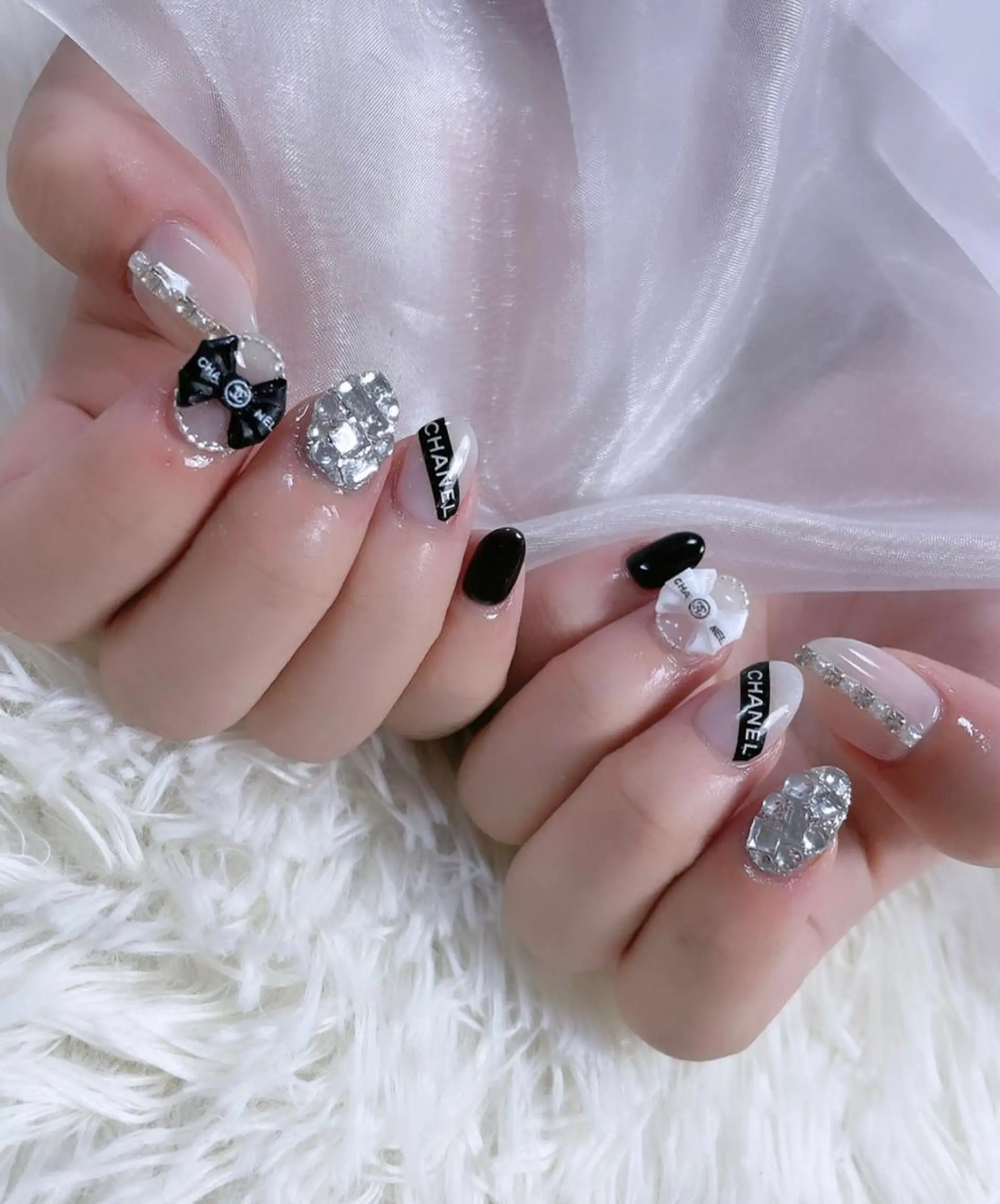 ネイル 高草木 桃香のネイルデザイン