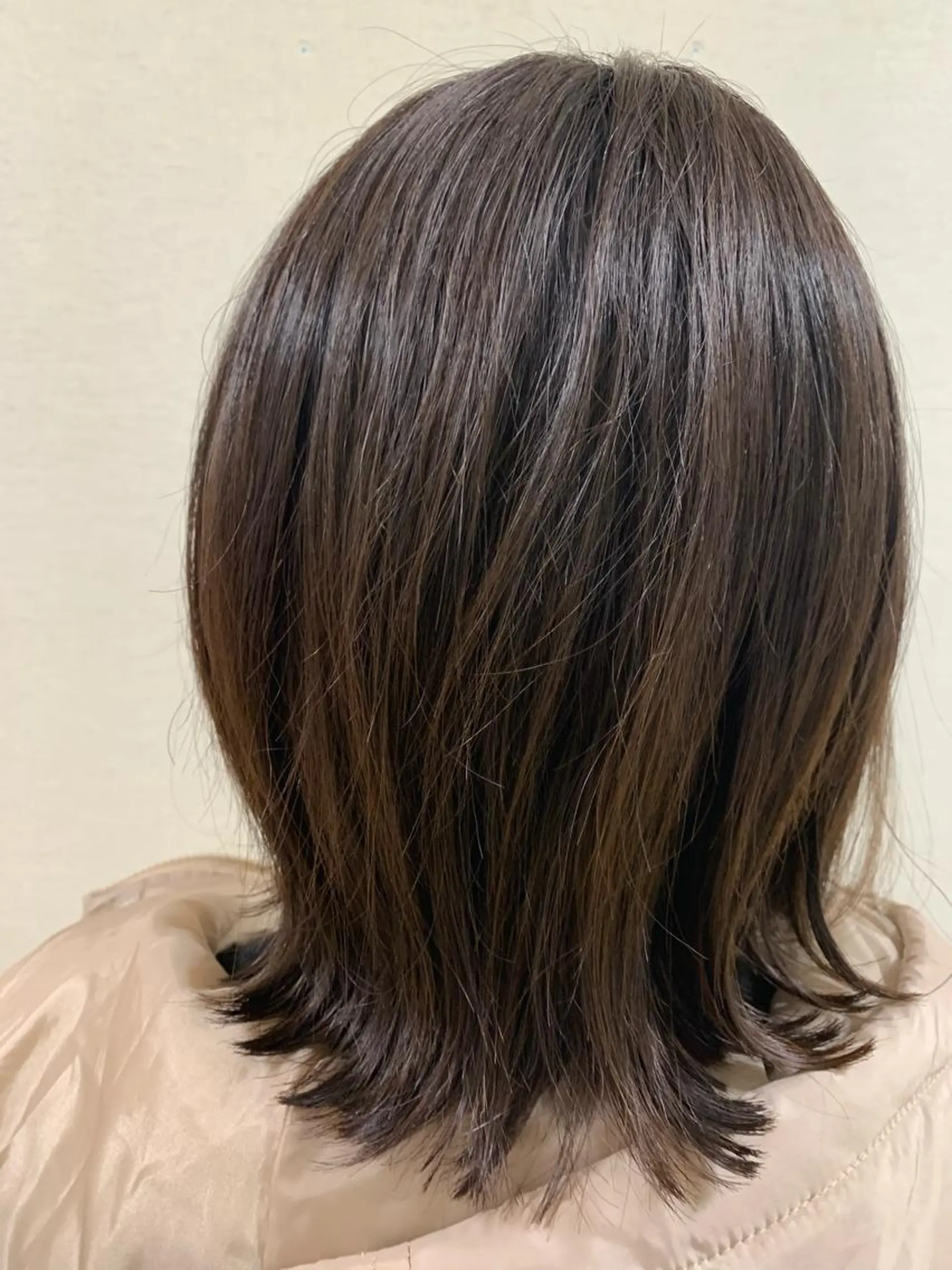 ミディアム カラー 高橋友里亜 /フリーランスのヘアスタイル