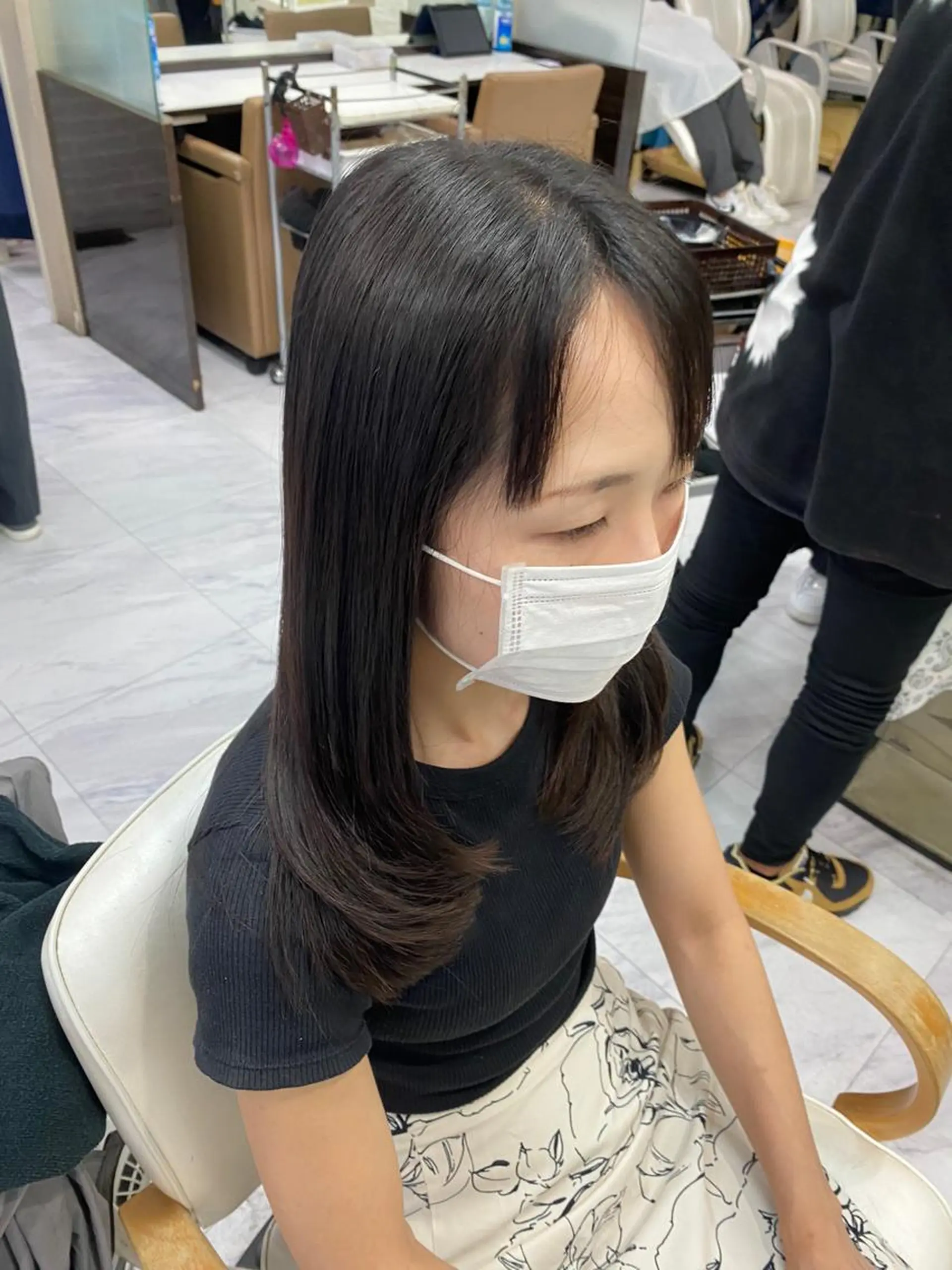 ロング レイヤーカット ロング シャギー カット 目黒 碧人のヘアスタイル