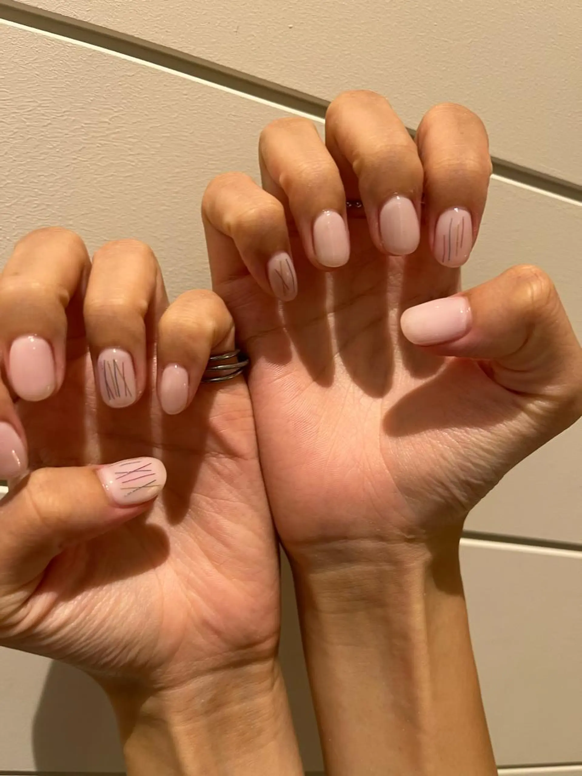 ネイル ワンカラーネイル シンプルネイル ハンドネイル Momone ／渋谷／パラジェルのネイルデザイン