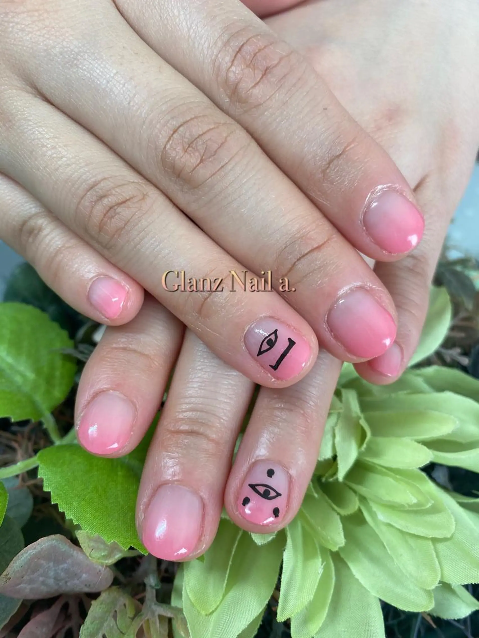 ネイル Glanz  Nail aのネイルデザイン