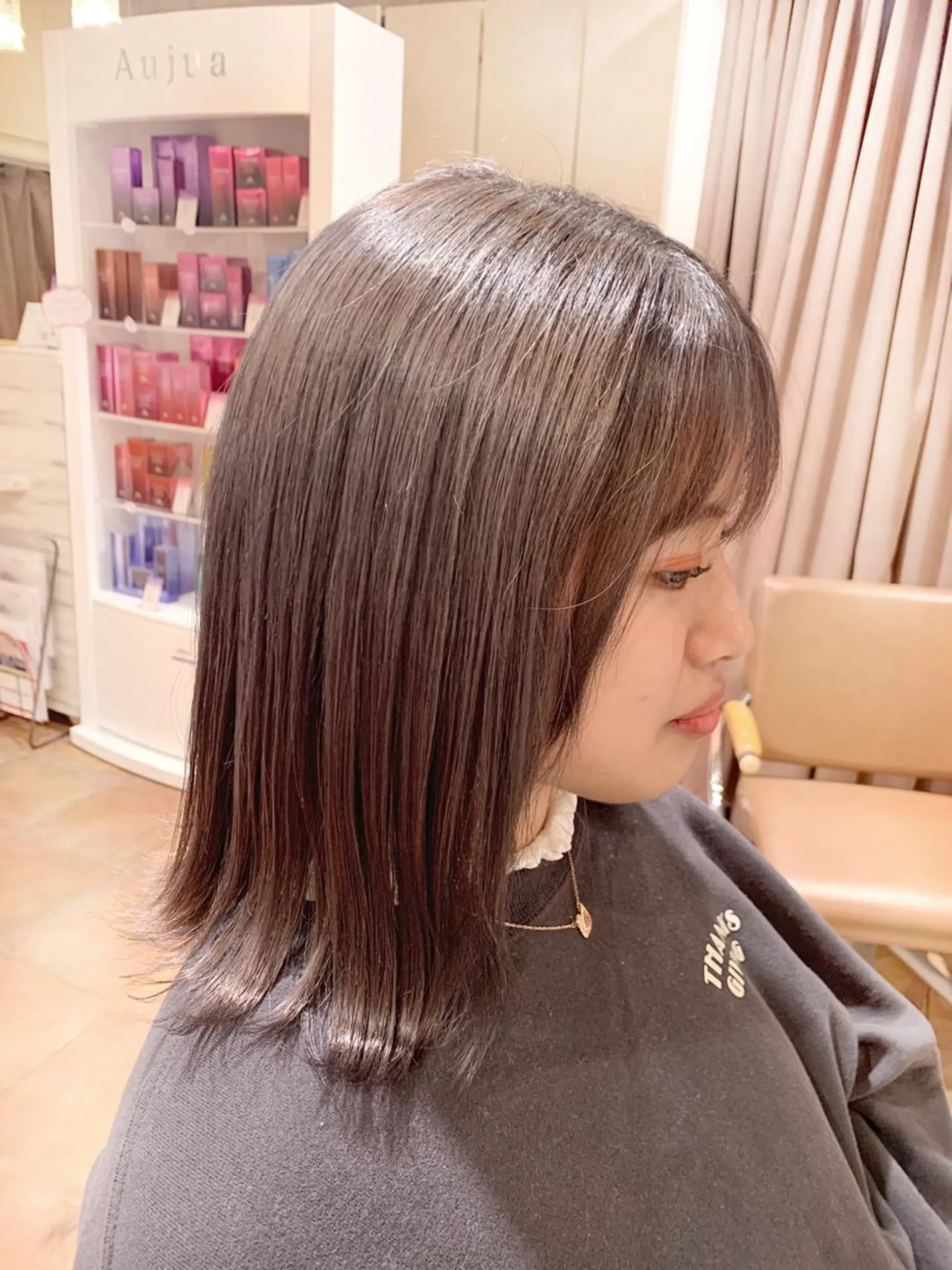 ミディアム カラー 杉村 未来のヘアスタイル