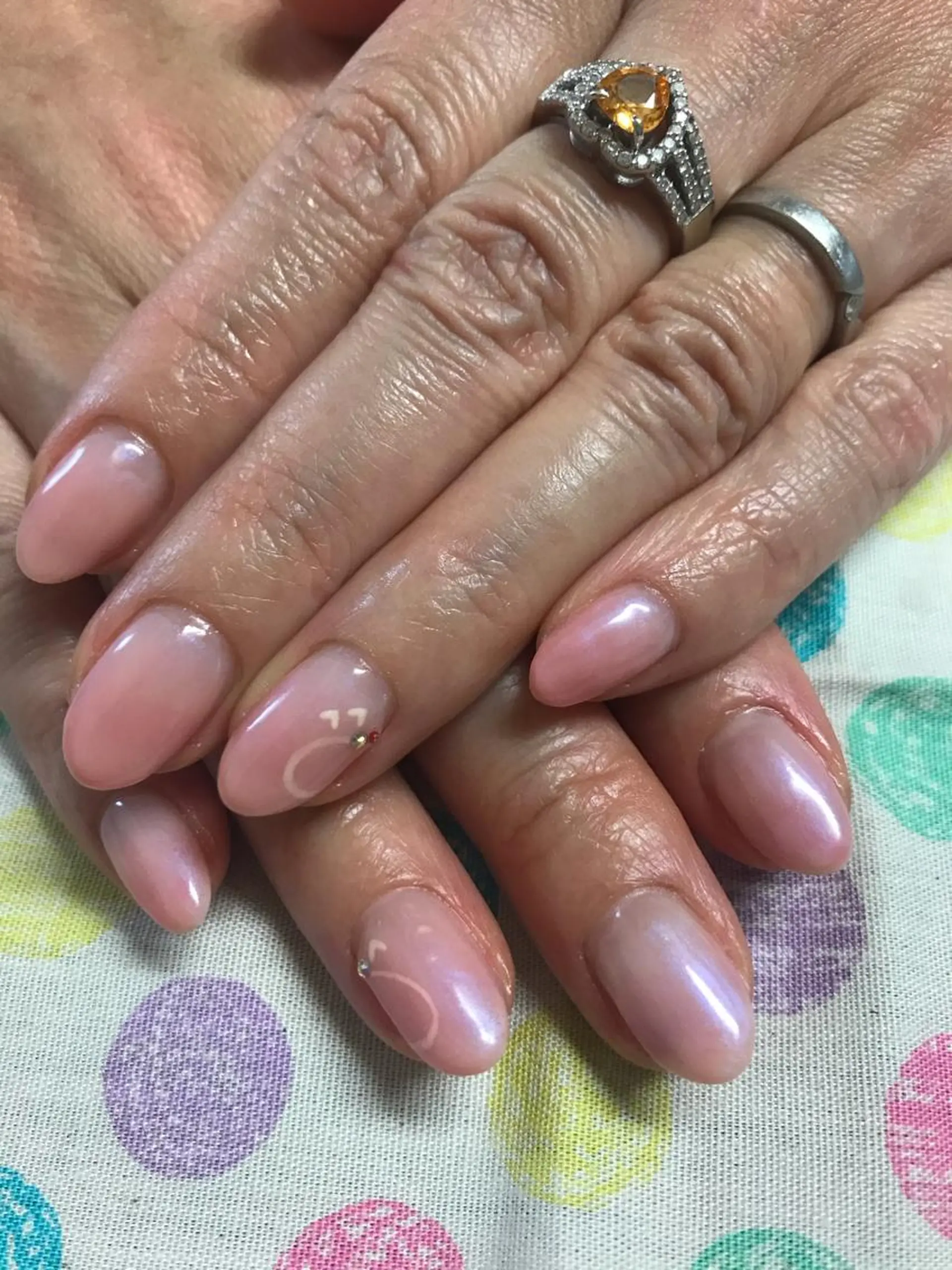 ネイル ハンドネイル みんなの店所属・仲谷 つかさのエステ・リラクイメージ