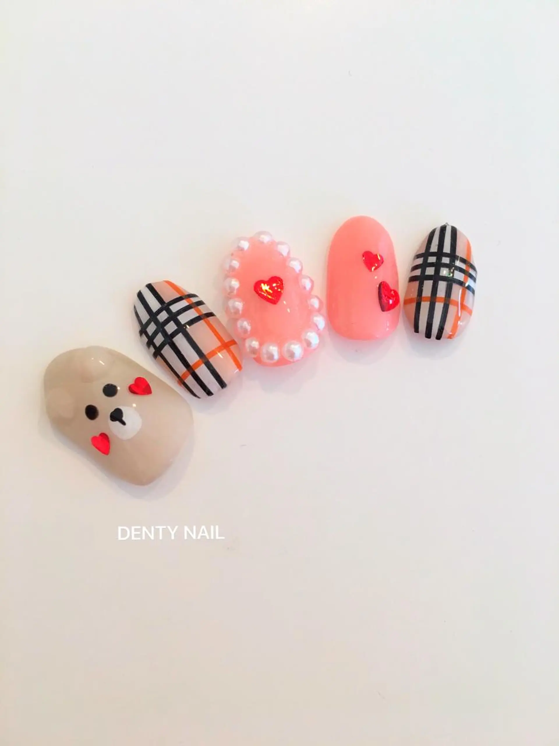 ネイル アートネイル DENTY NAIL所属・DENTY NAIL -ArtRoom-のネイルデザイン