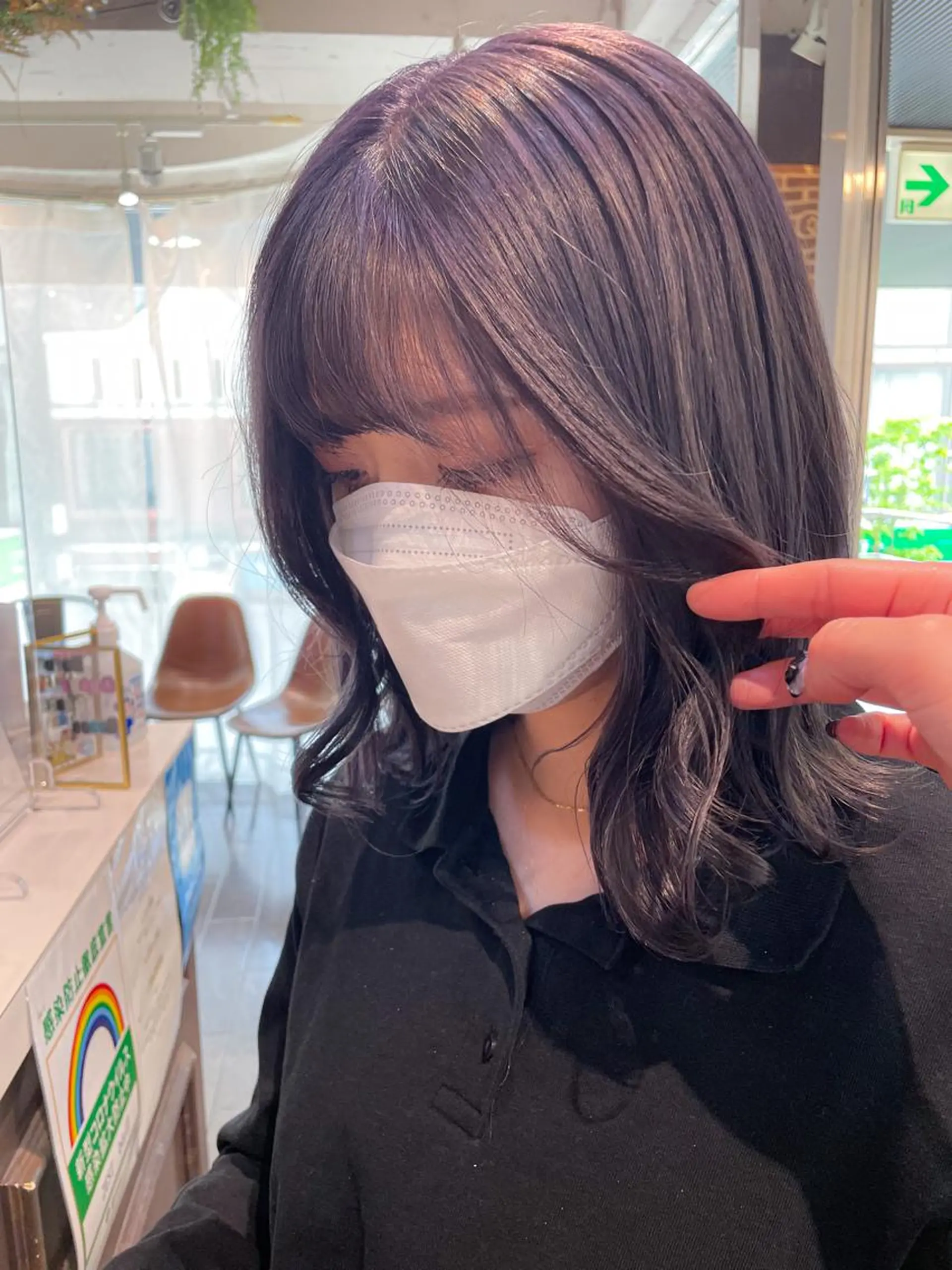 セミロング カラー ブリーチ 透明感カラー ラベンダーカラー aya/小顔レイヤー /柔らかカラーのヘアスタイル