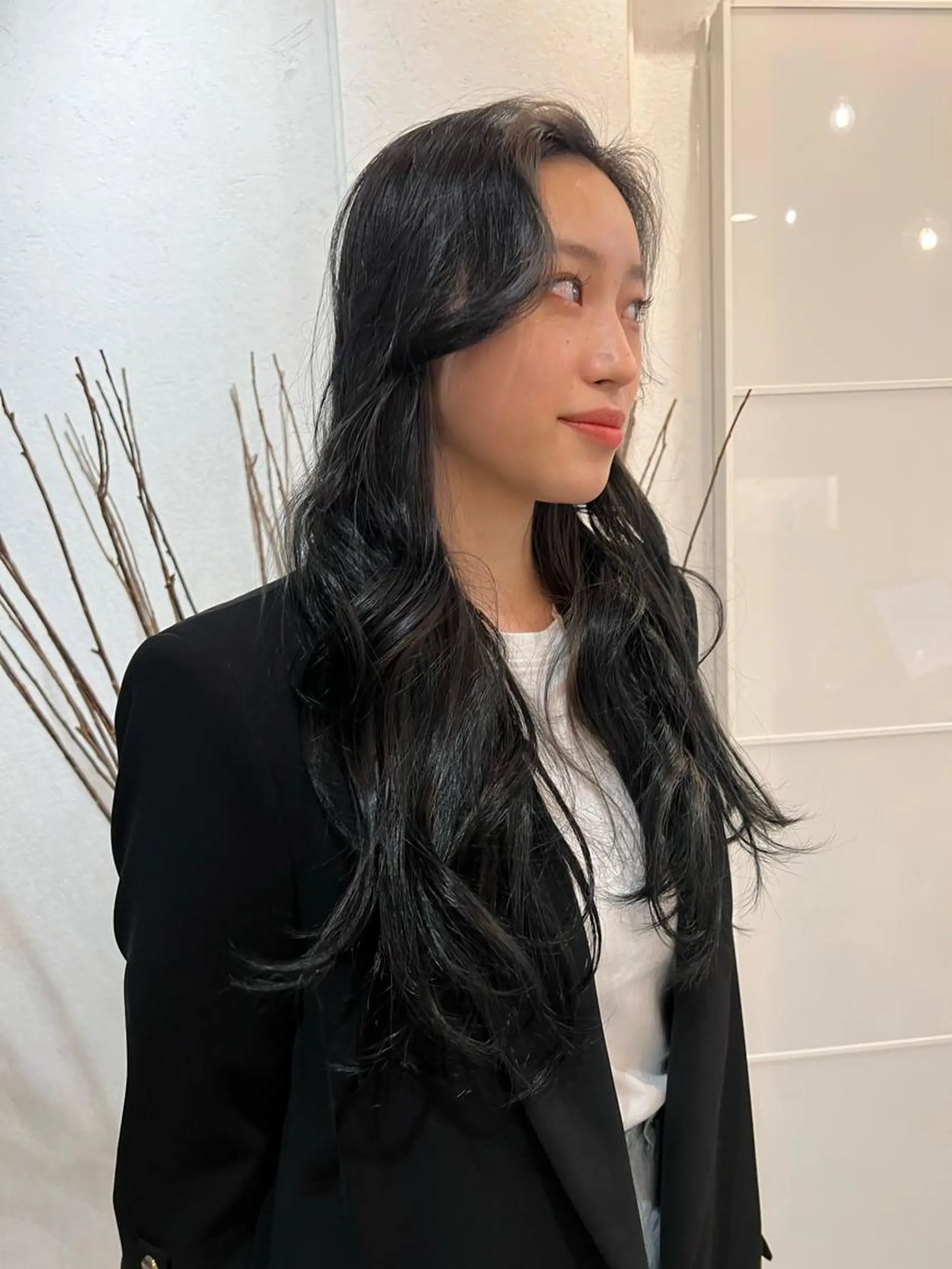 ロング カラー ミストバング 黒髪 ブルーカラー ブルーブラック  フェイスフレーミング Choco Lash アカデミー所属・寺地 和奏のマツエク・マツパデザイン