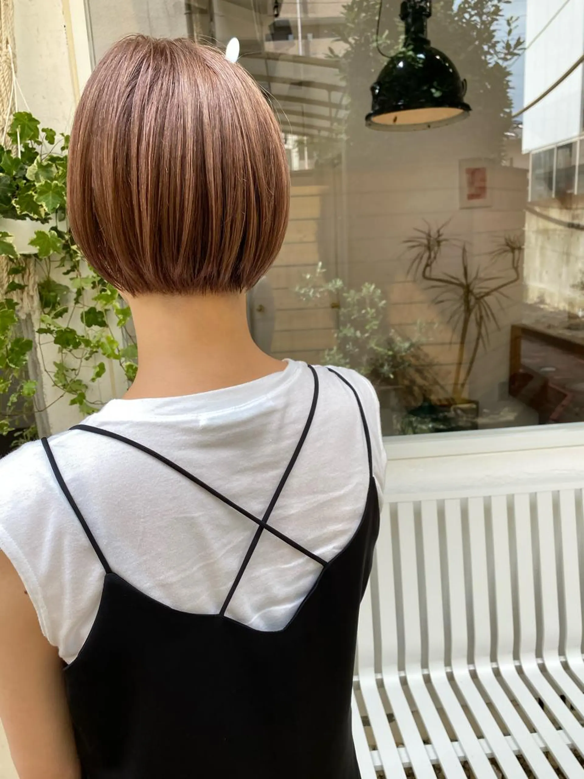 ショート カラー ブリーチカラーが人気 onnuのヘアスタイル