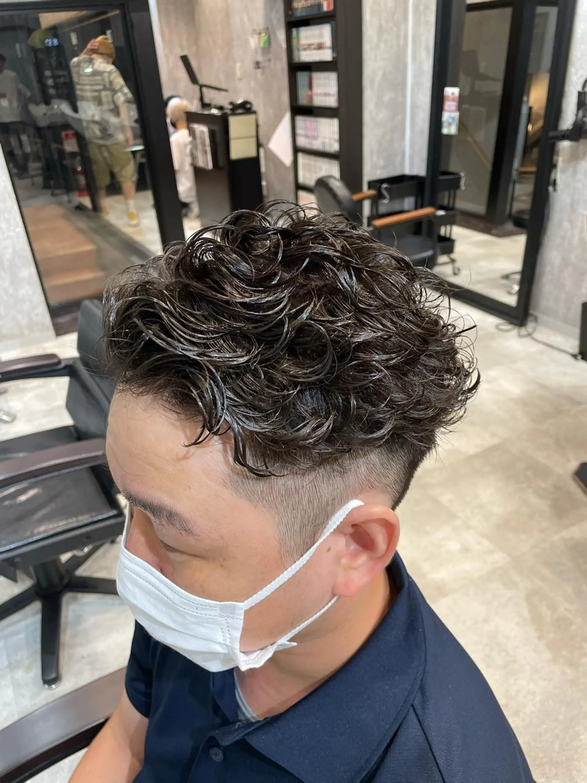 ショート カラー パーマ メンズ メンズパーマ 🔥メンズ超特化🔥 青木海斗のヘアスタイル