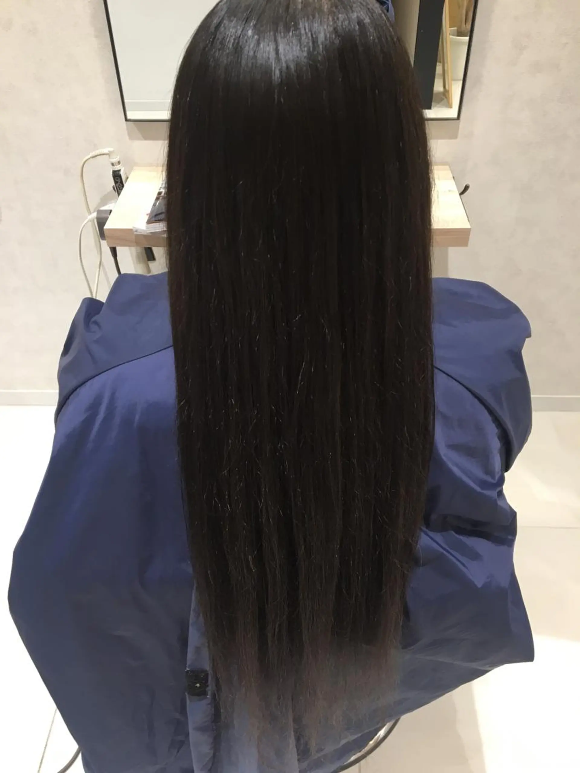 ロング トリートメント 伊藤 麻菜実のヘアスタイル