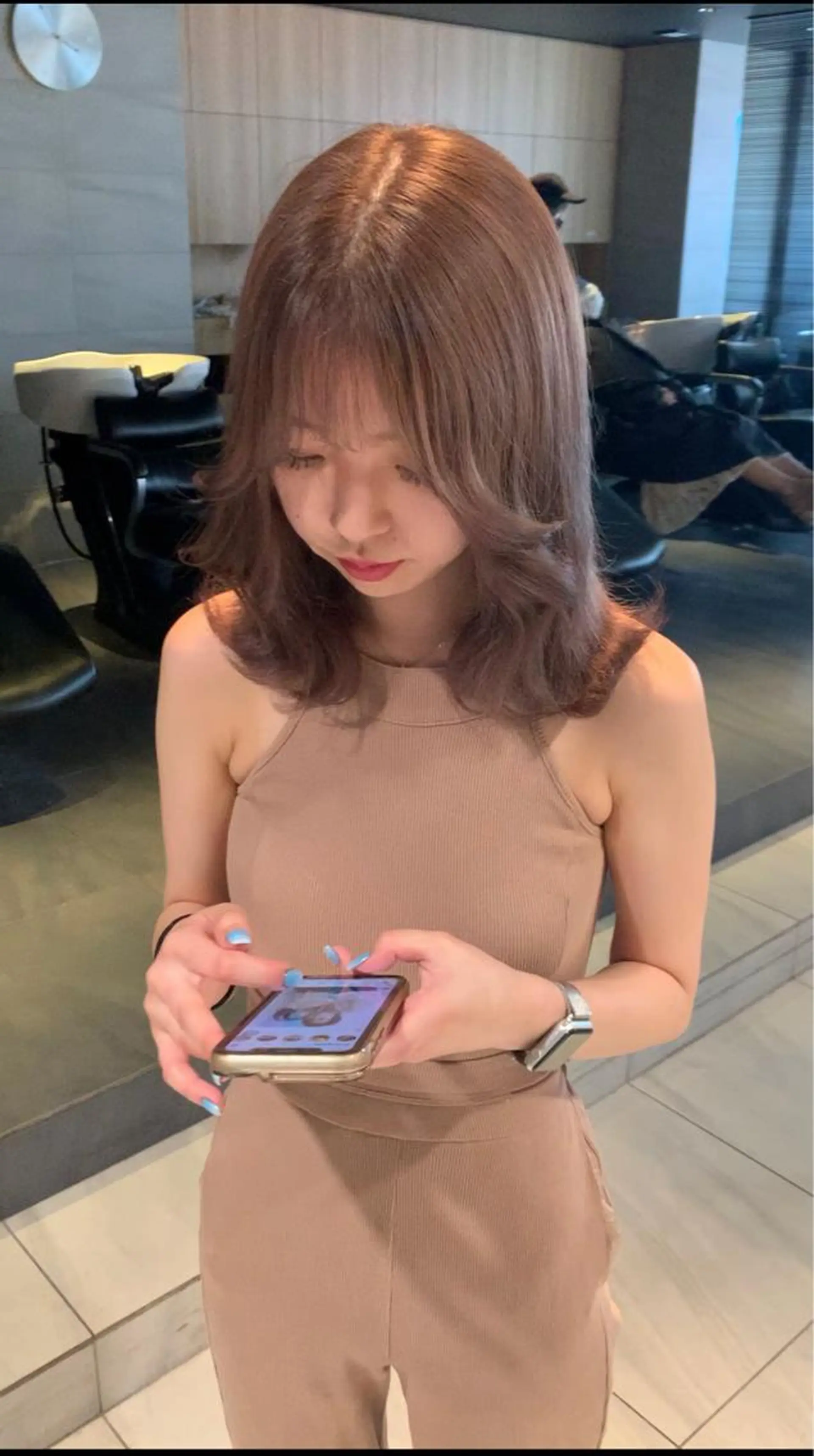 セミロング カラー パーマ ヘアアレンジ メンズ キッズ ネイル マツエク・マツパ LINDOTOKYO梅田所属・酸性ストレート 髪質改善大槻勇樹のヘアスタイル