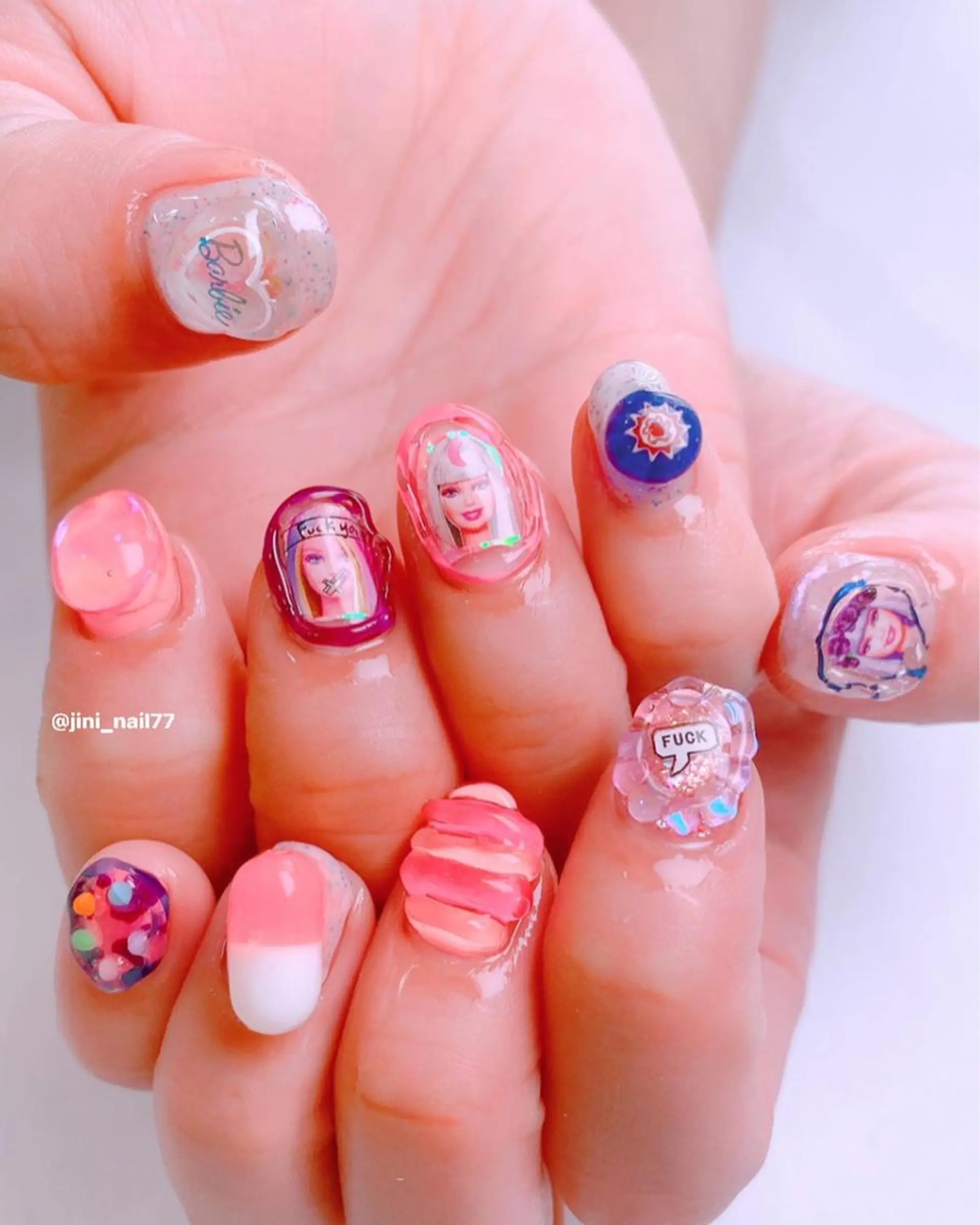 ネイル JINI NAIL所属・ジニ ネイルのネイルデザイン