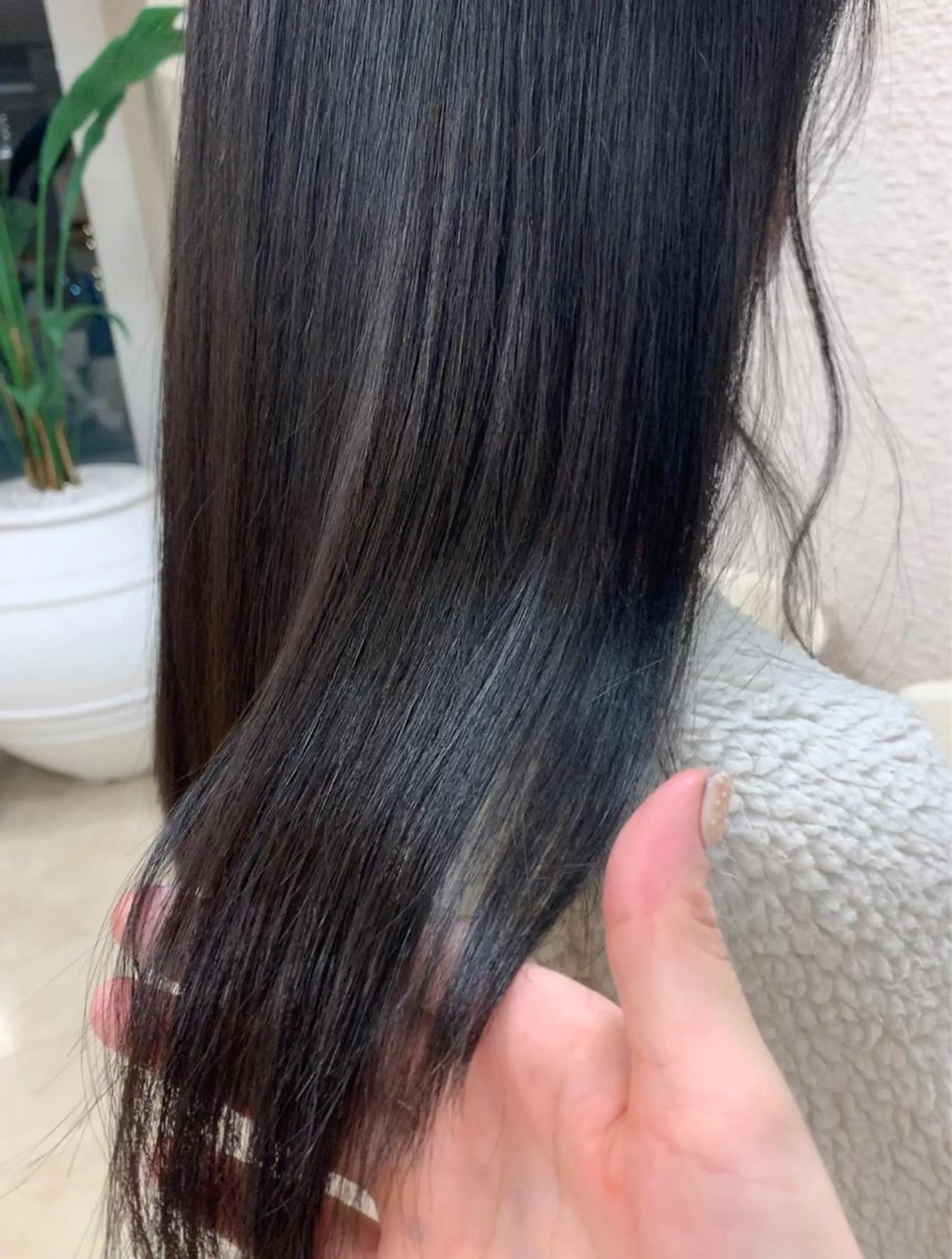 セミロング カラー パーマ カット 縮毛矯正 トリートメント 暖色専門美容師🎀 お客様満足度◎のヘアスタイル