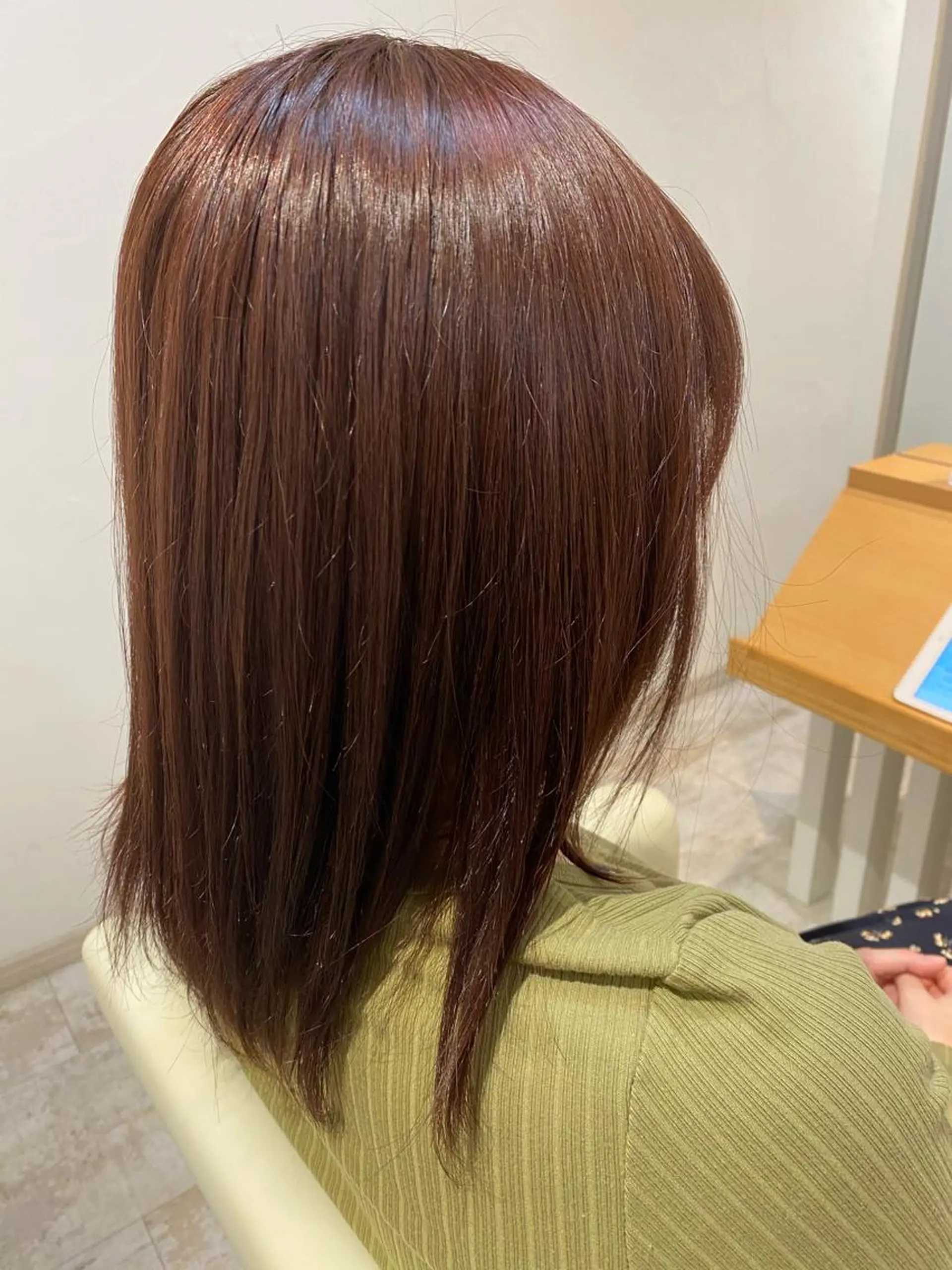 セミロング カラー Design Color🐰アユミのヘアスタイル