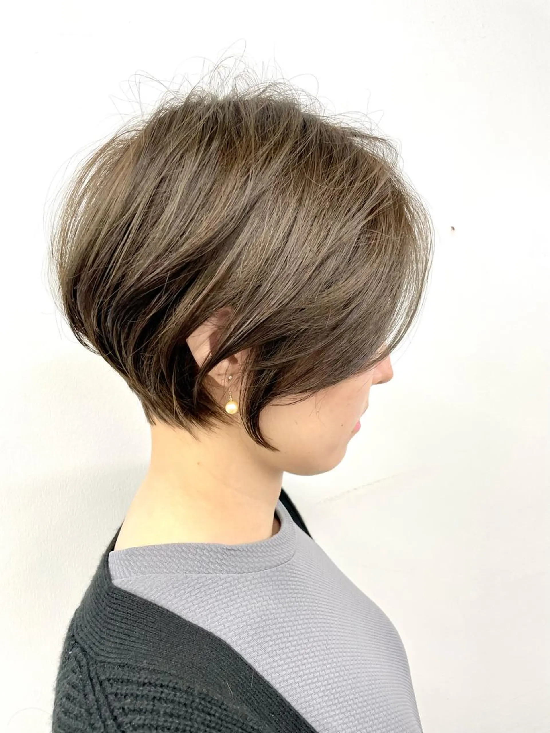 ショート カラー カット ヘアカラー 色気レイヤー& ショートはお任せ🌟のヘアスタイル