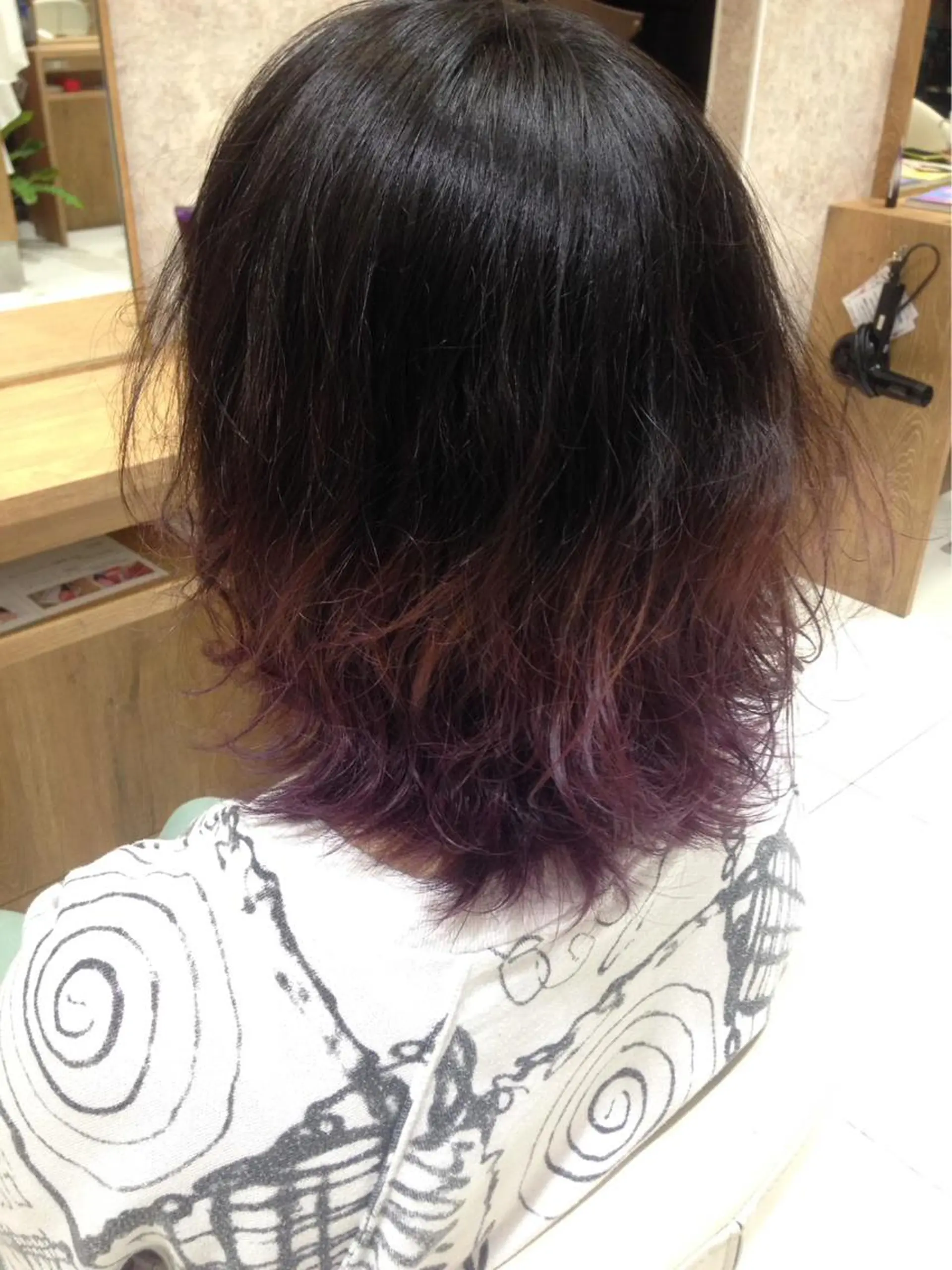 カラー グラデーションカラー 香取 康平のヘアスタイル