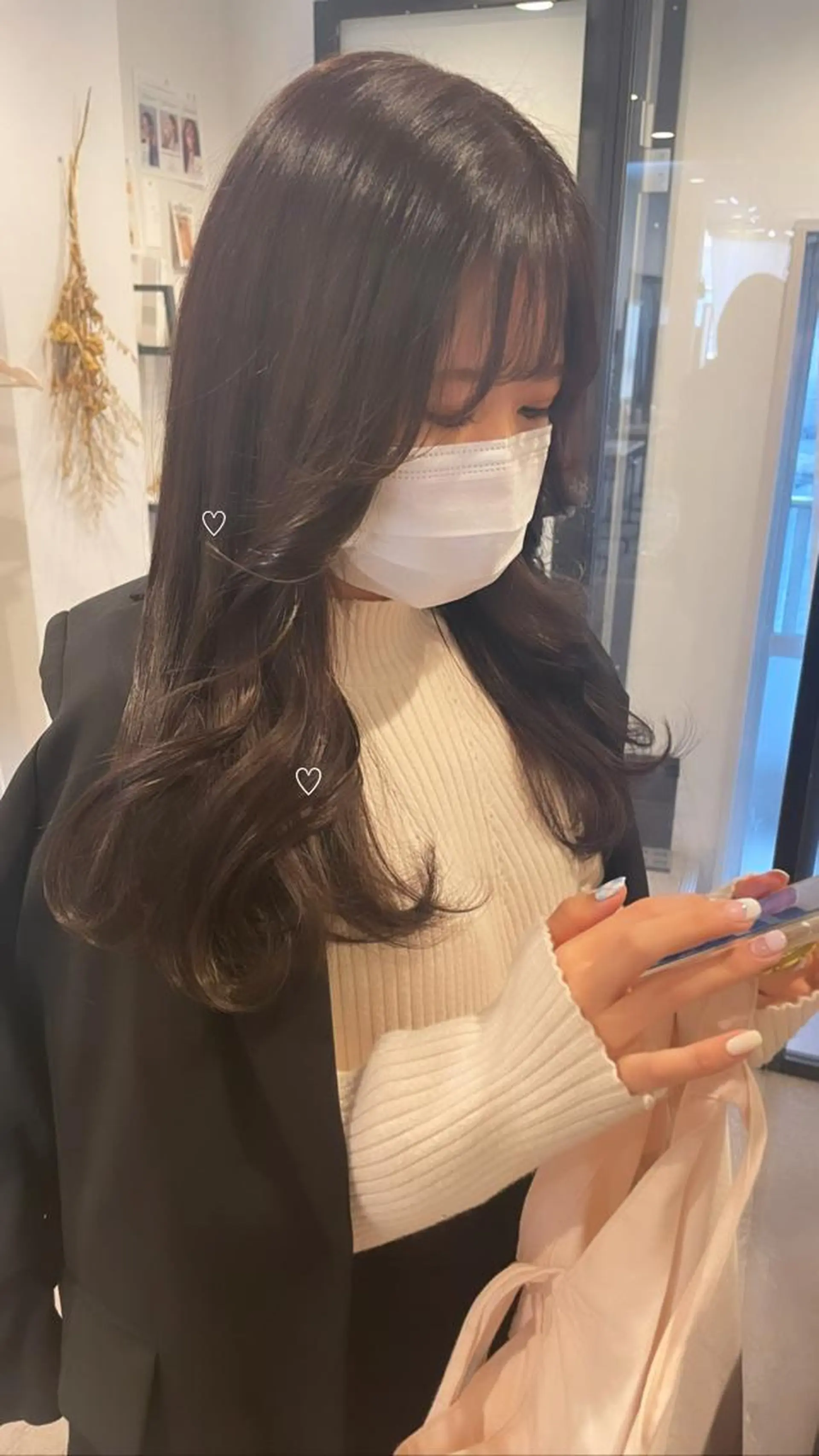 ロング カラー 透明感カラー ラベンダーカラー ラベンダーグレー カット ヘアカラー トリートメント 北山 巴奈のヘアスタイル