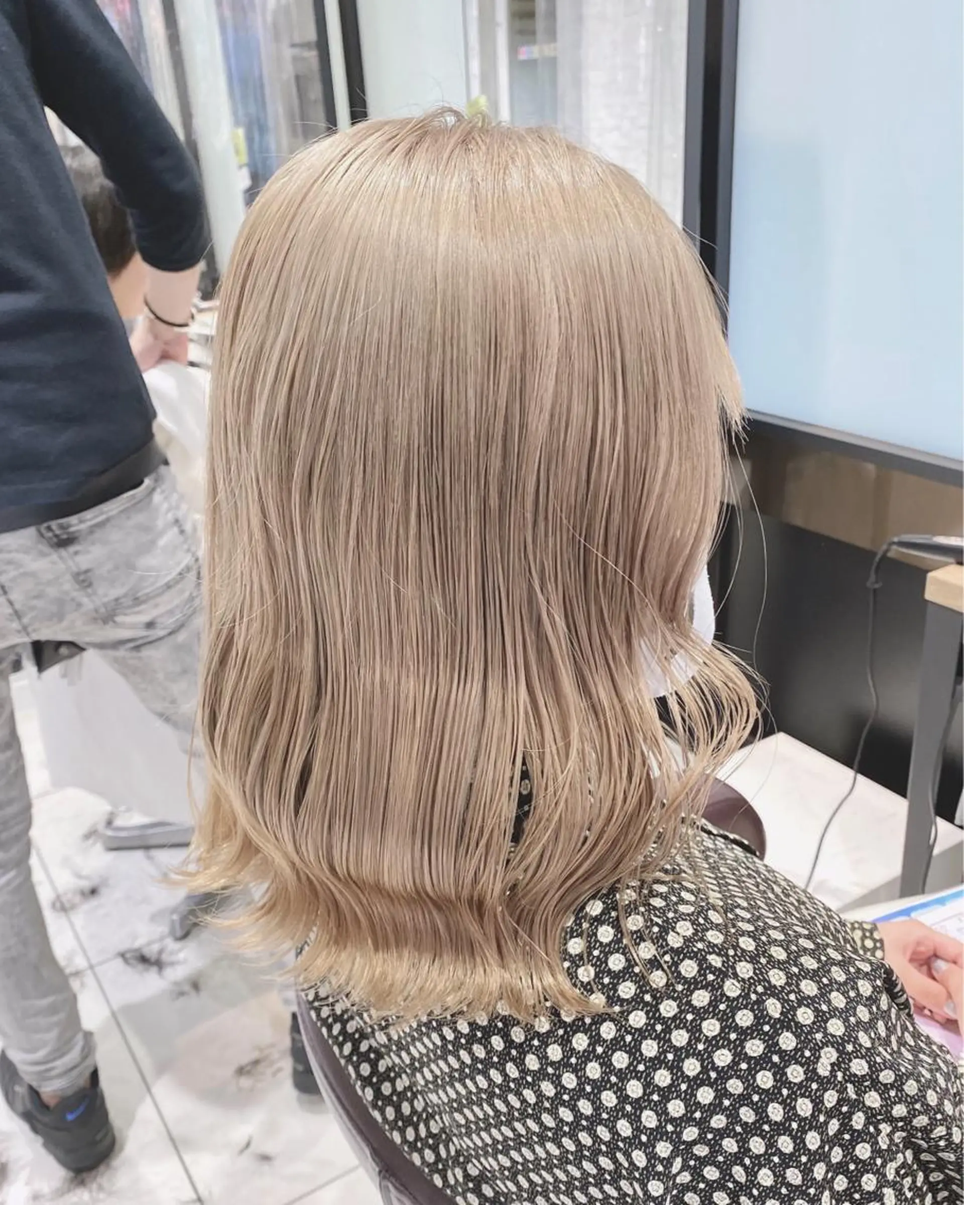 ミディアム カラー 髪質改善専門店QOLU所属・✨髪質改善専門店✨ QOLU✨のヘアスタイル