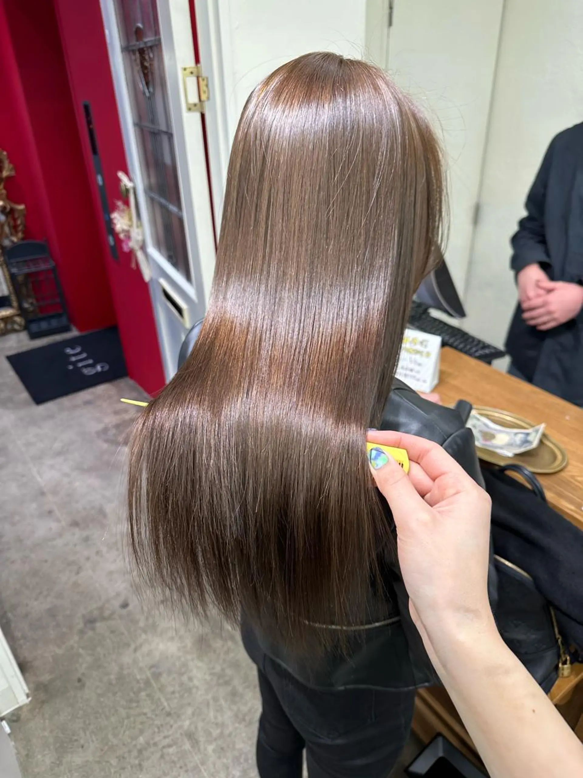 ロング カラー ＼脱・うねり& 広がり／gite菊のヘアスタイル