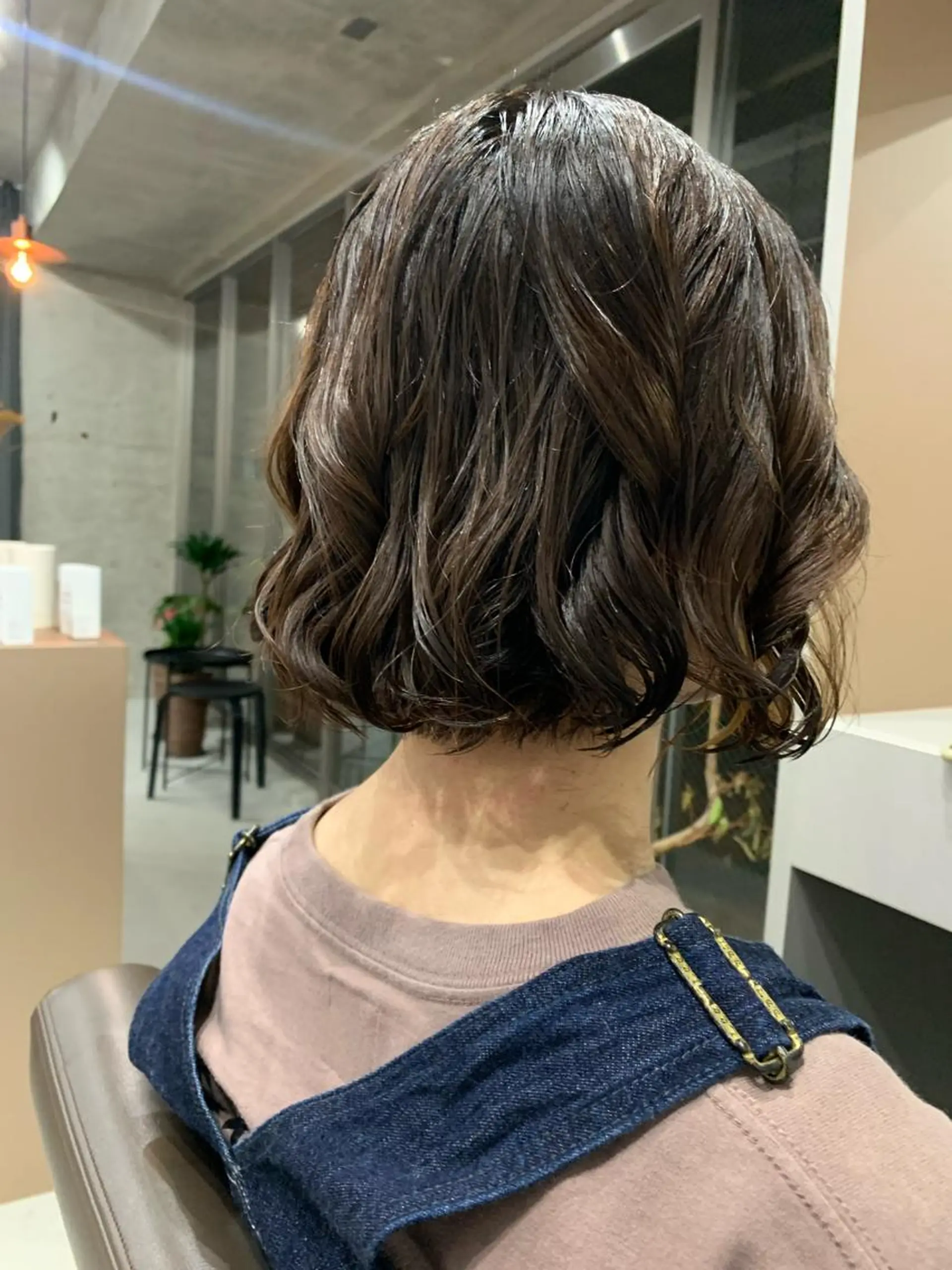 ミディアム パーマ ボブパーマコテ巻き風 パーマNo1深江秀平のヘアスタイル