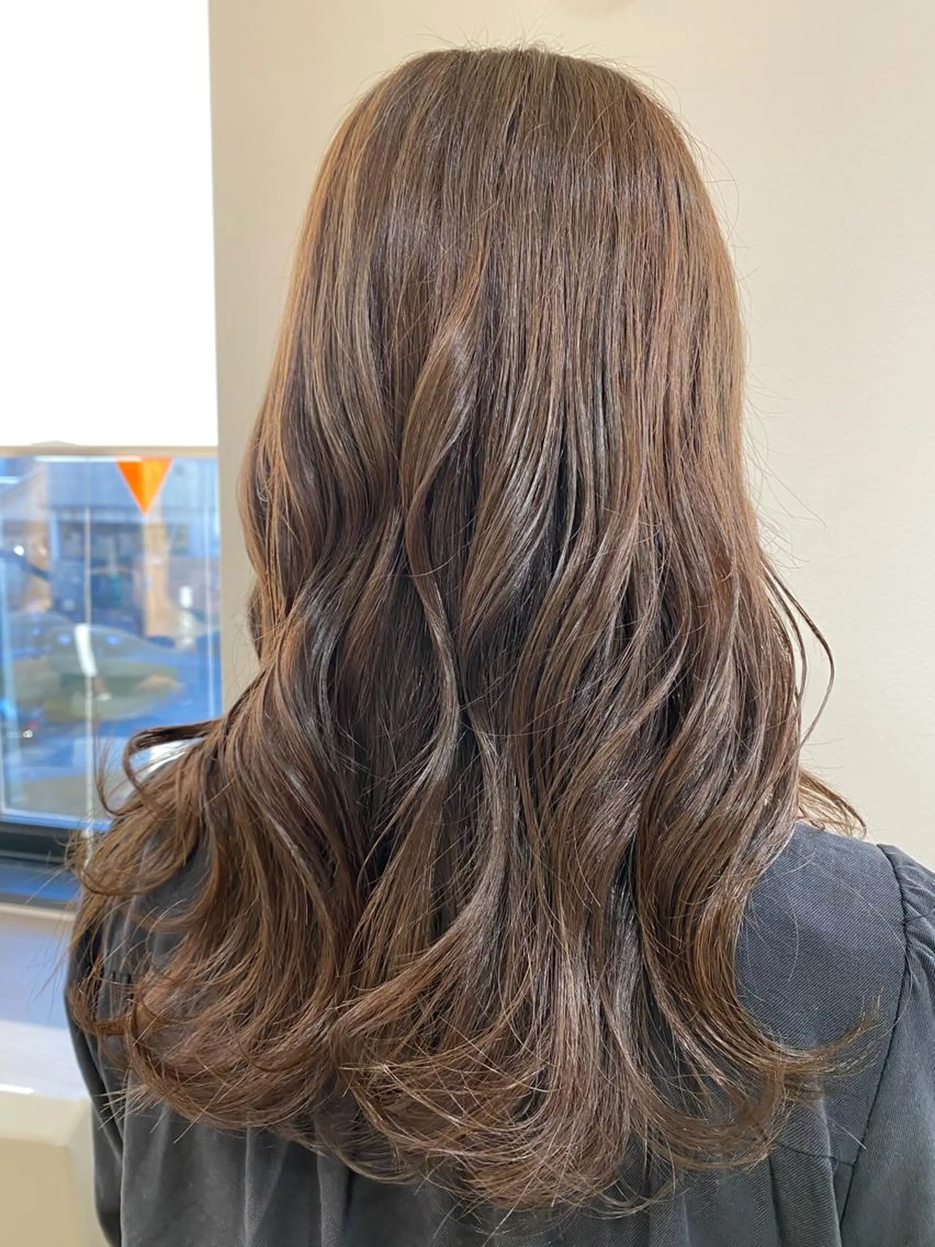 セミロング 長井 麻帆のヘアスタイル