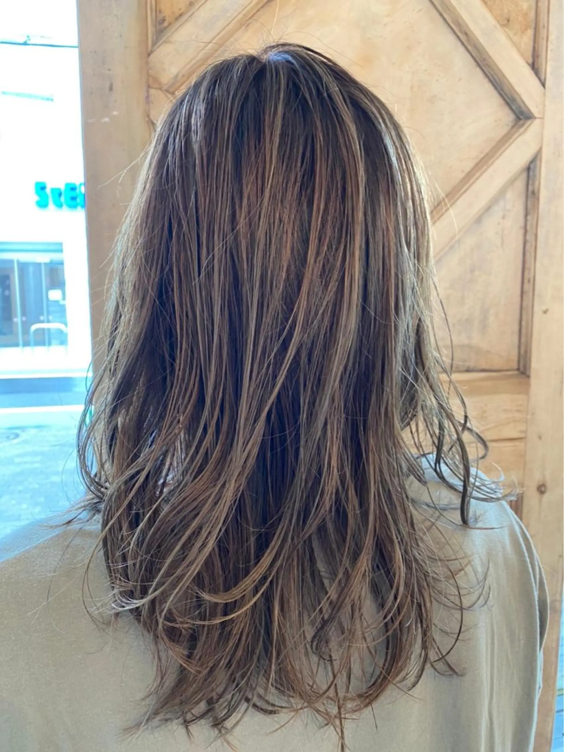 カラー diarスタイリスト 山田のヘアスタイル