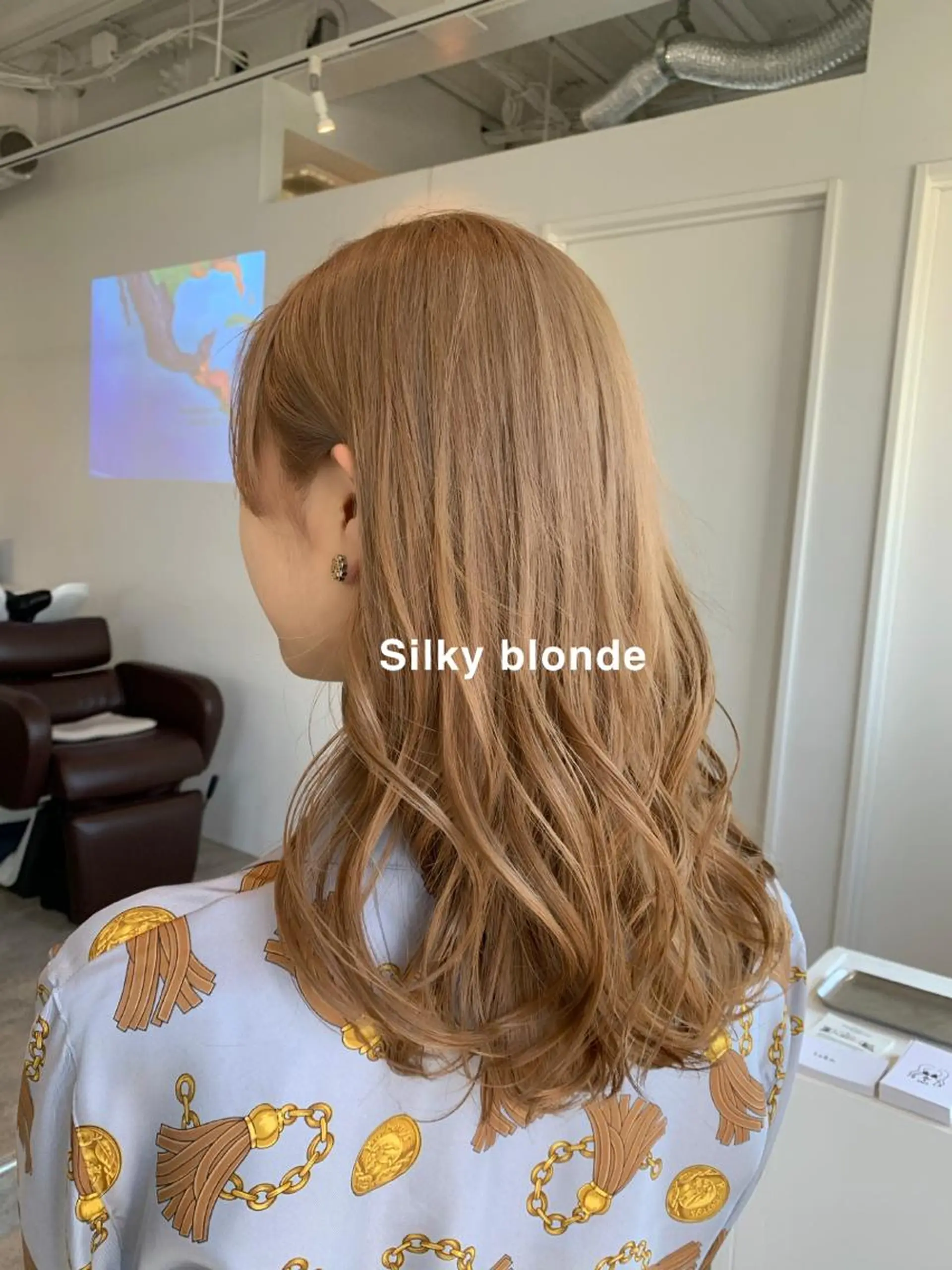 カラー ブロンド カット ヘアカラー トリートメント loka所属・山本 晶大のヘアスタイル