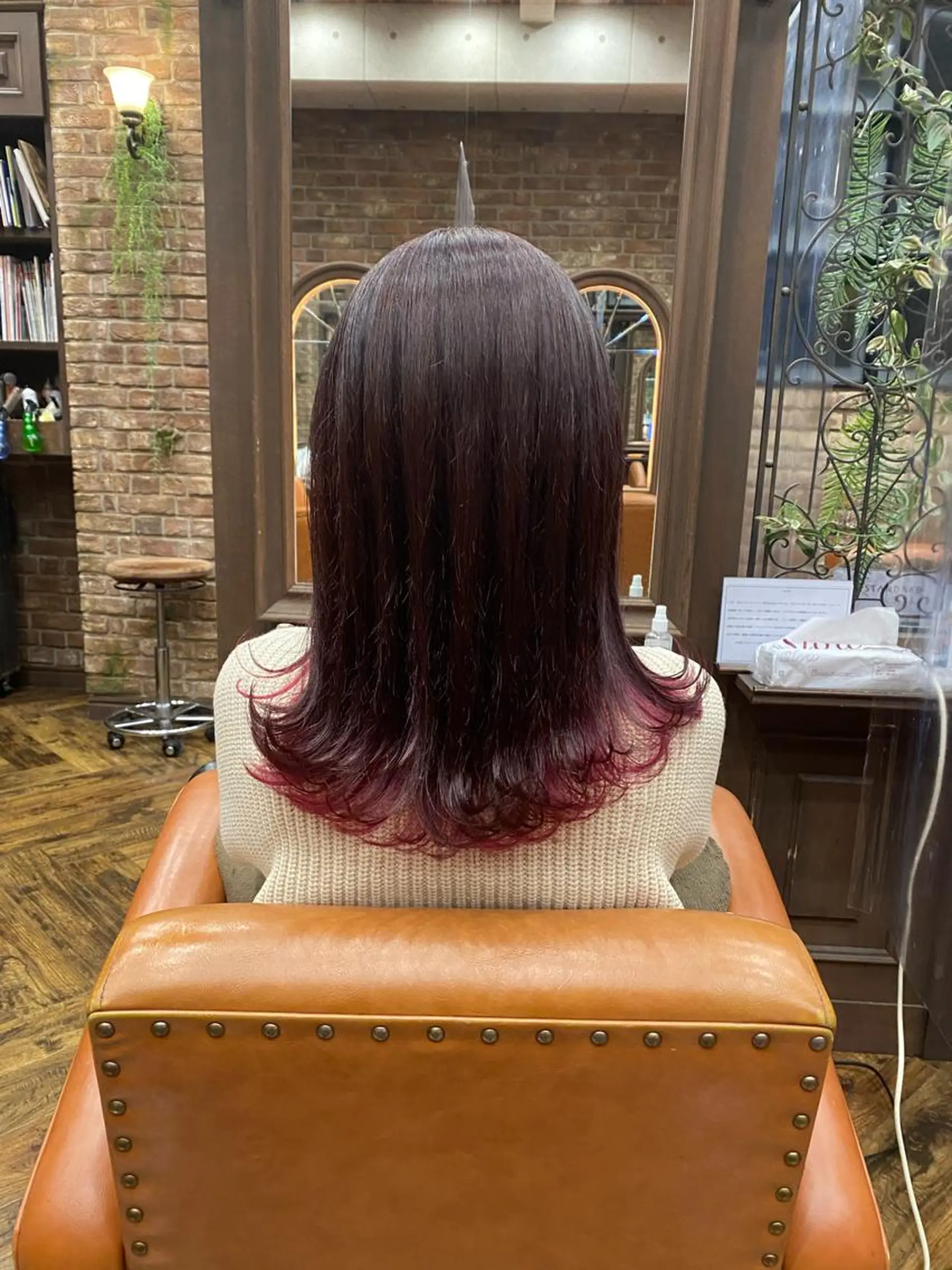 ミディアム カラー Helm所属・久次米 智人のヘアスタイル