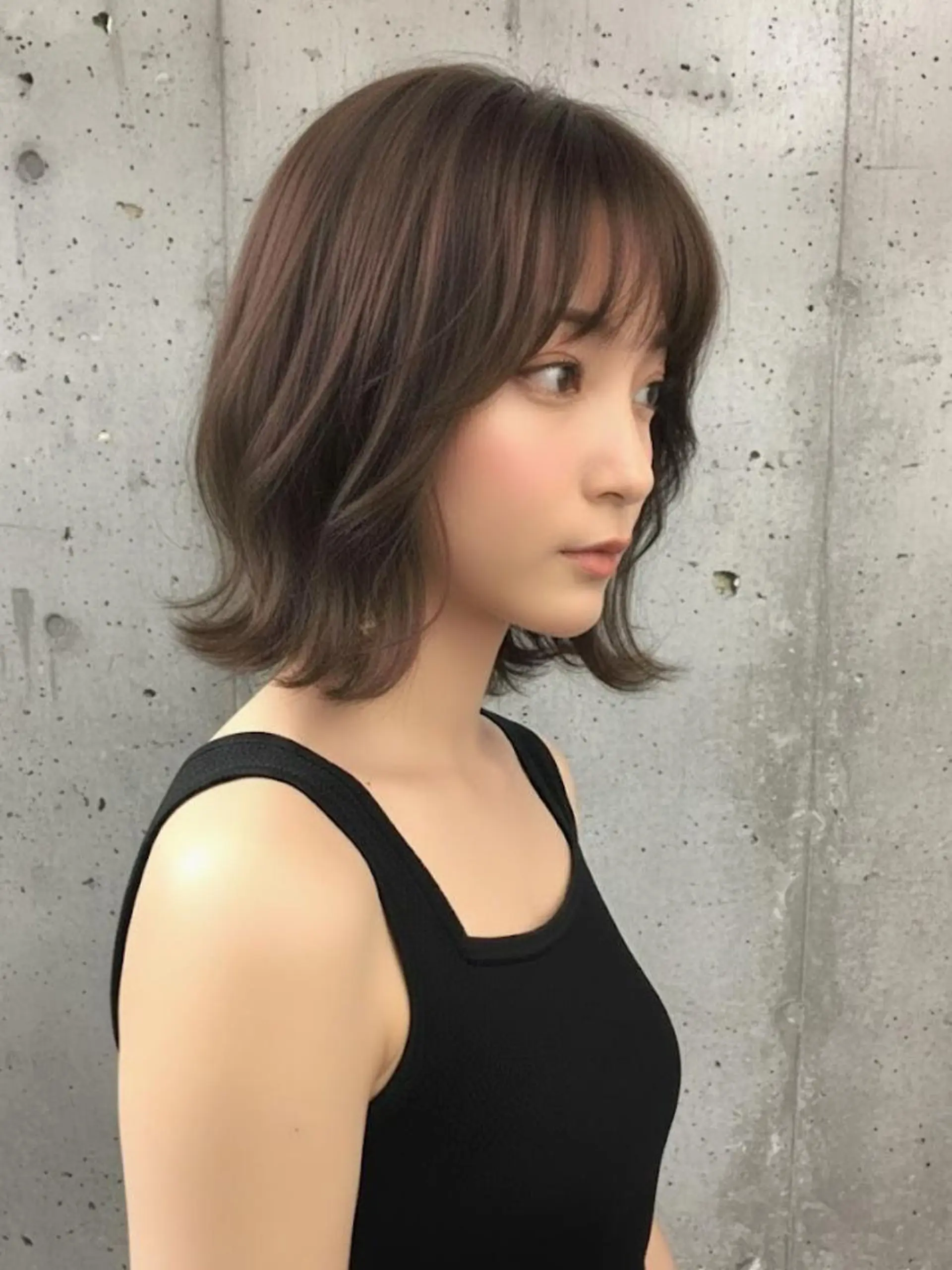 ミディアム カラー アッシュ 透明感カラー ボブ くびれヘア レイヤーカット カット ヘアカラー ヘアサロン エム渋谷のヘアスタイル