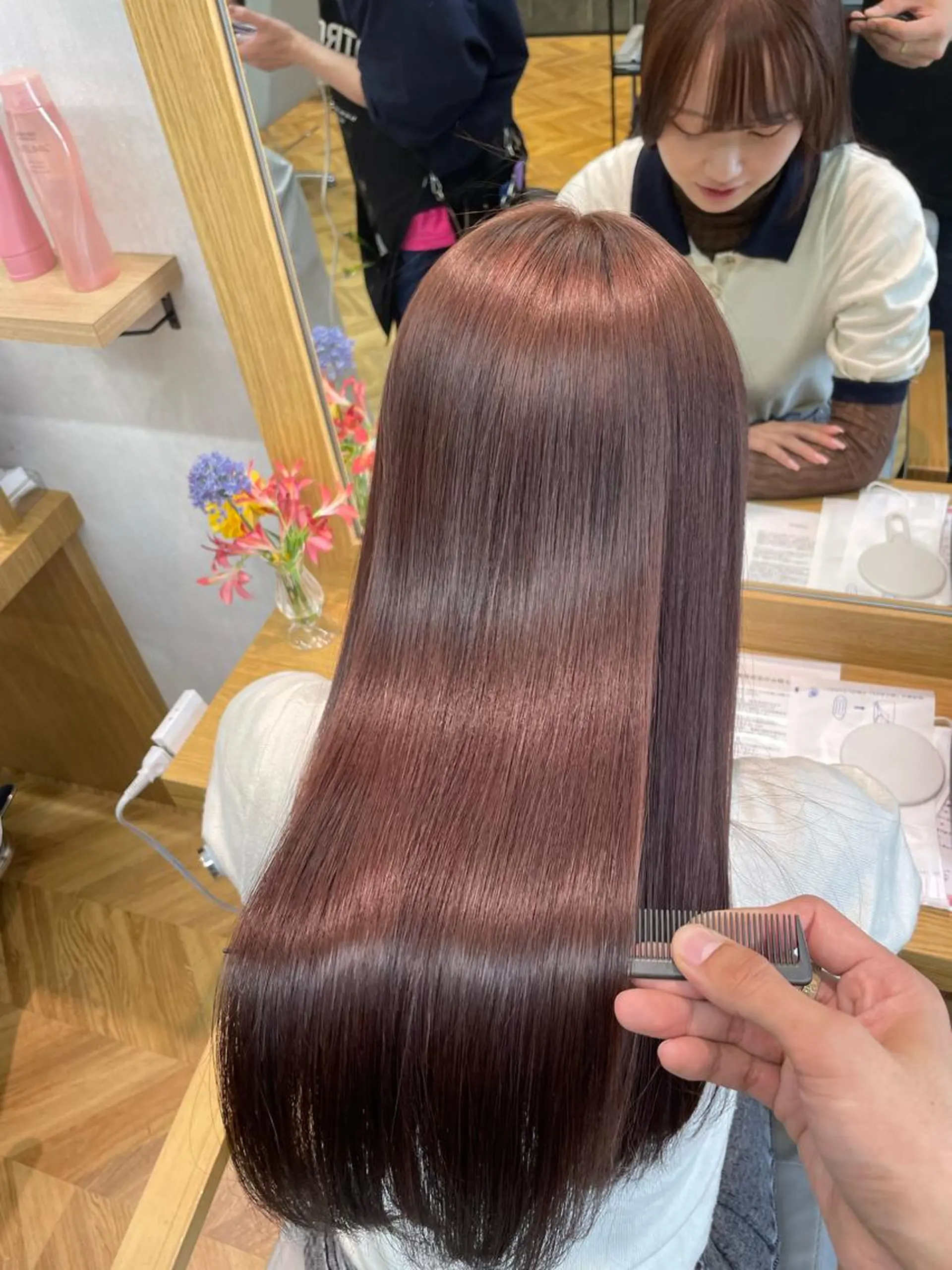 ロング カラー パーマ カット ヘアカラー トリートメント youres hair はなれ店所属・髪質改善🌸縮毛矯正 専門家💖後藤のヘアスタイル