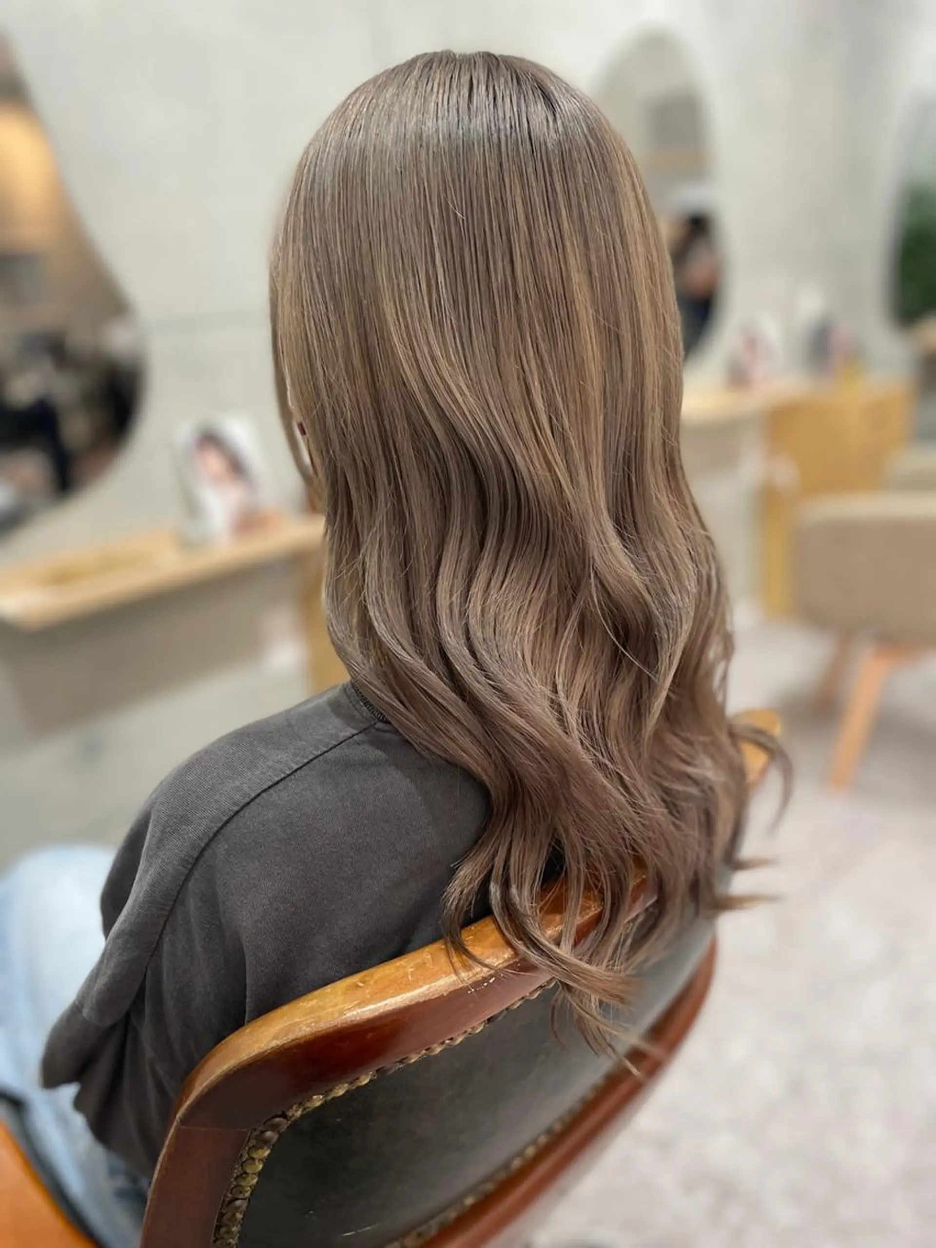 カラー セミロング 透明感カラー ヘアカラー トリートメント 🤍NAOMI _Naniのヘアスタイル