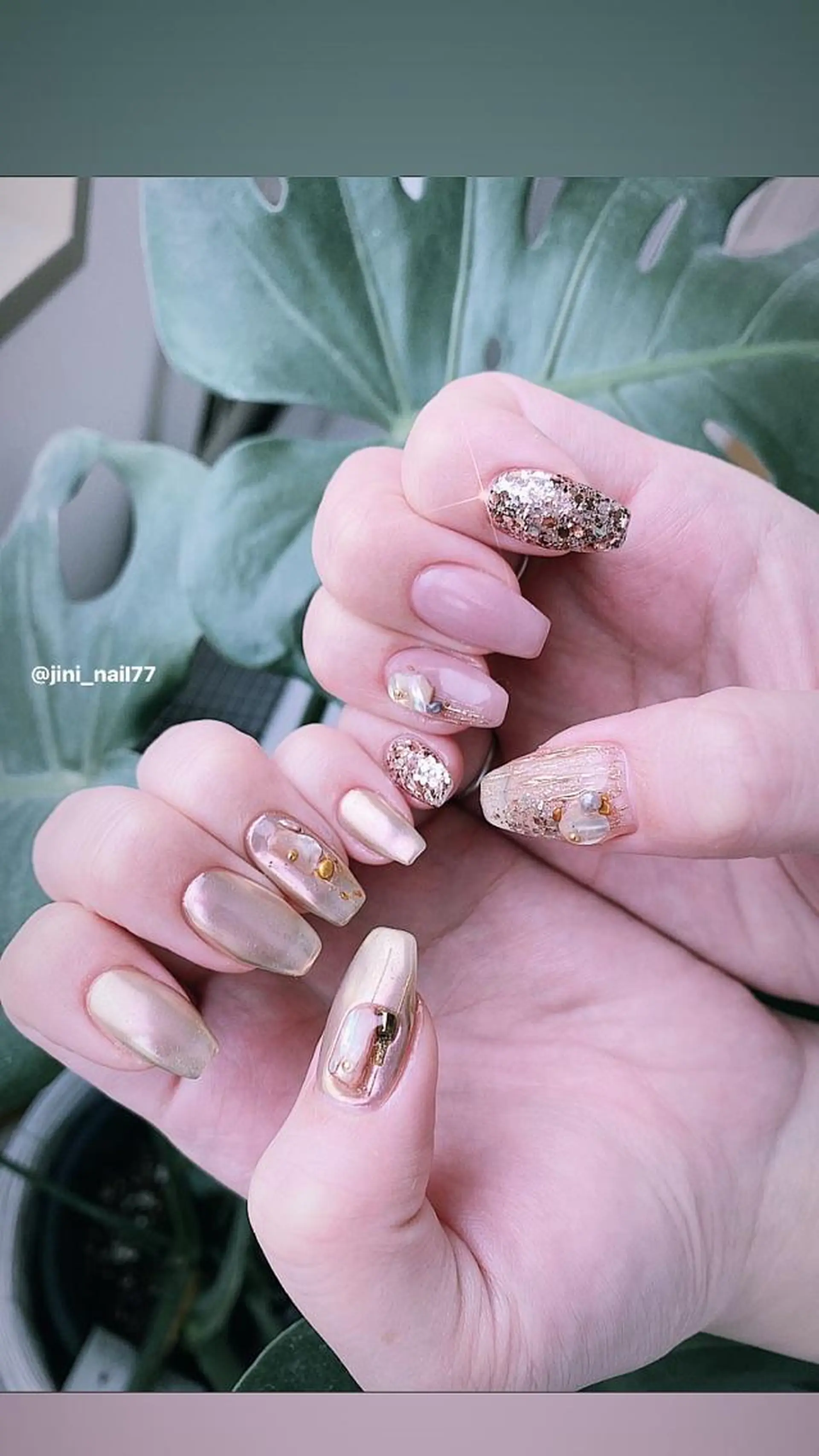 ネイル ハンドネイル JINI NAIL所属・ジニ ネイルのネイルデザイン