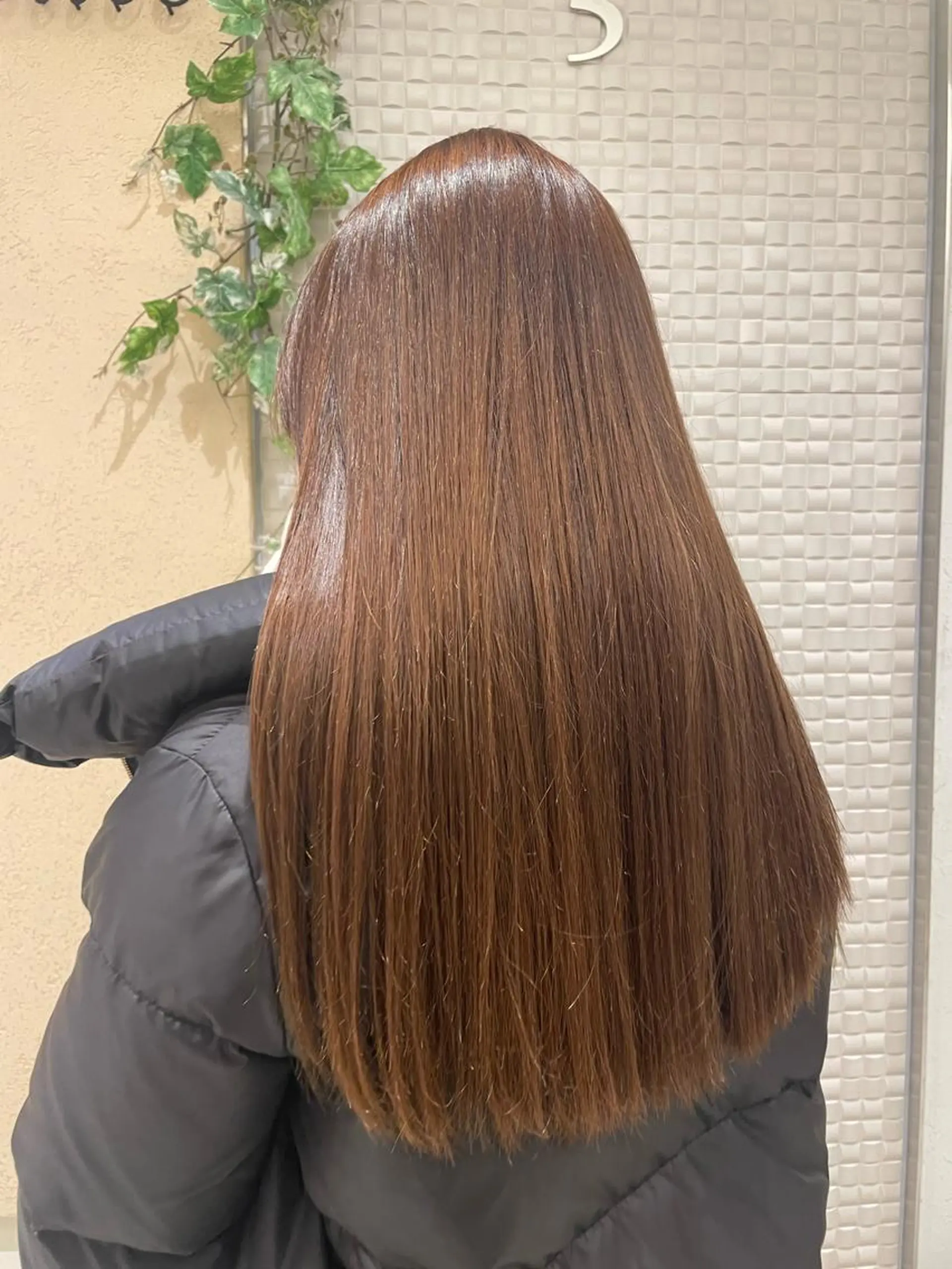 ロング パーマ 髪質改善 縮毛矯正 トリートメント ストレートパーマ 脇野 茉優のヘアスタイル