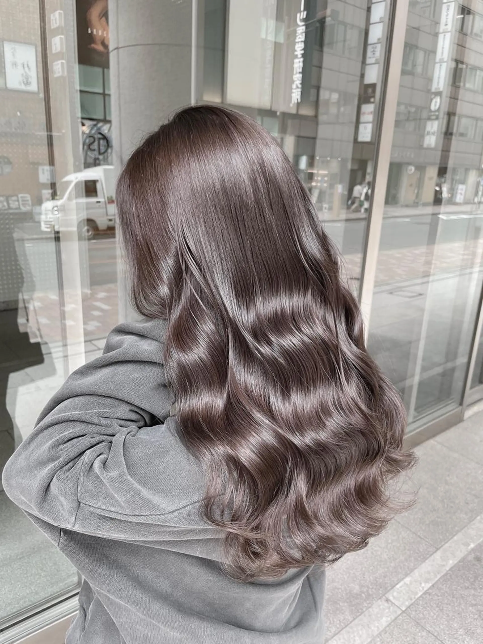 セミロング カラー カット ヘアカラー トリートメント 美髪美容師 くぼた店長🫧のヘアスタイル