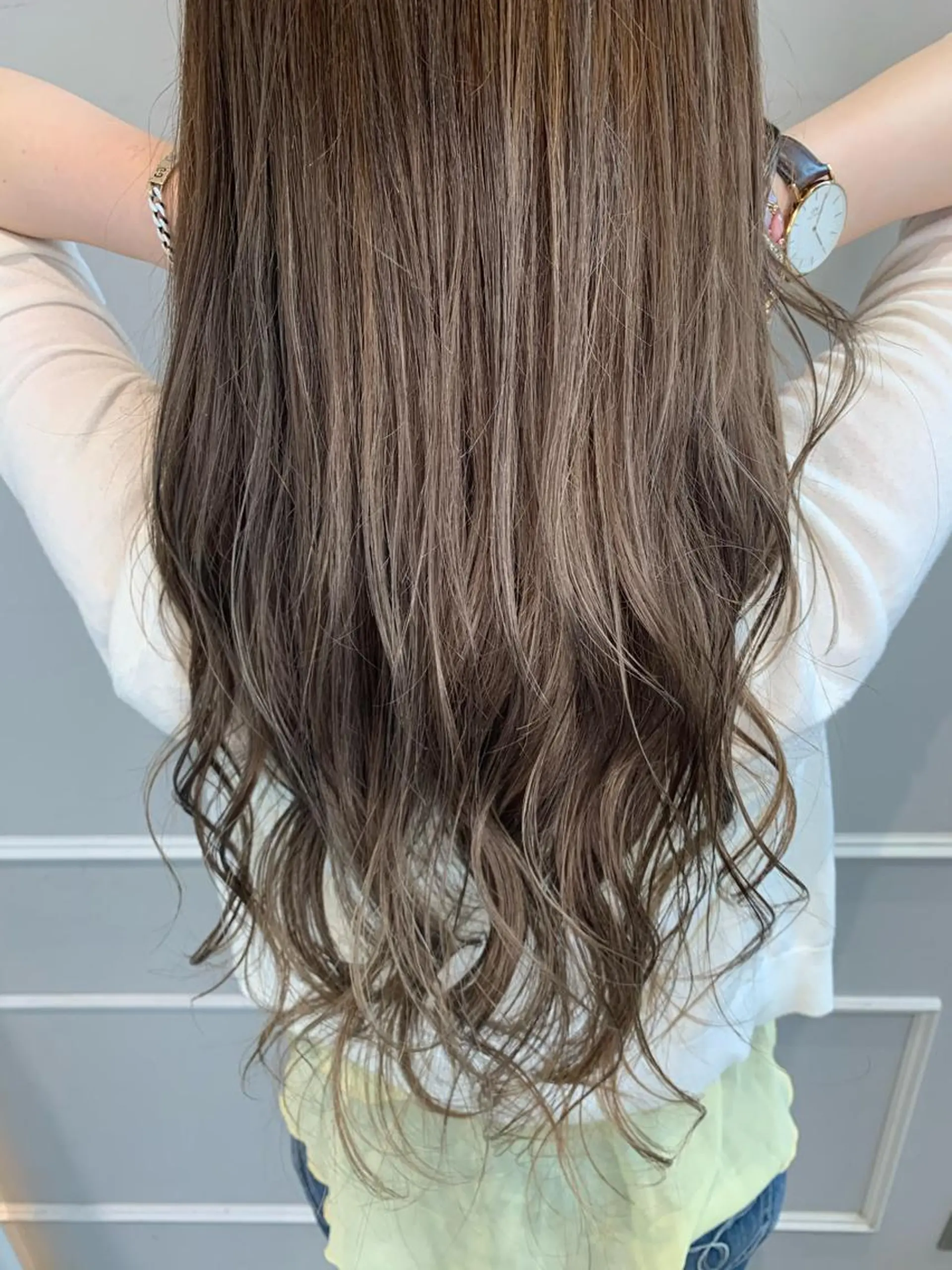 ロング カラー ベージュカラー ハイライトカラー ハイライト 🦖鶴岡香純🦖 産休中のヘアスタイル