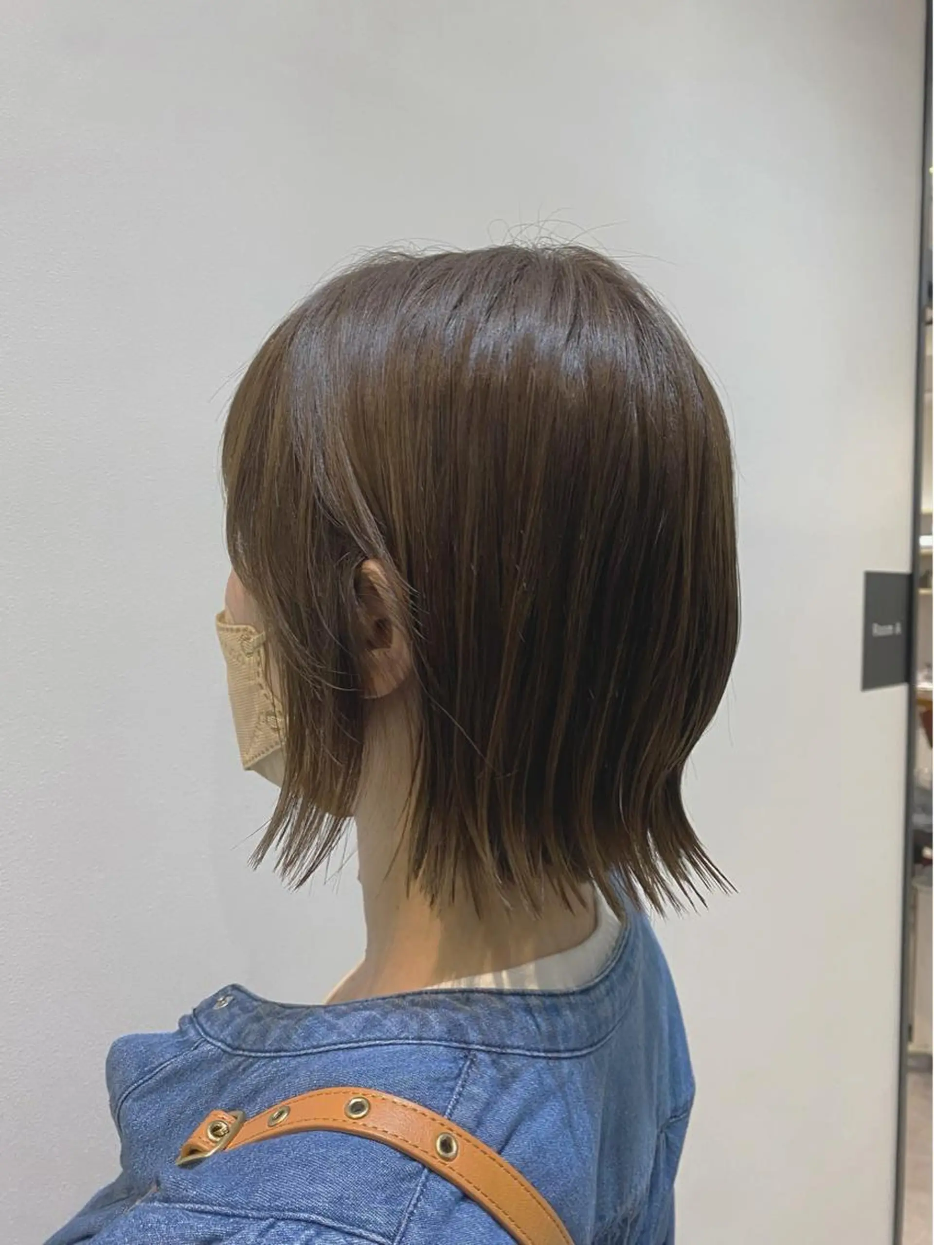 ショート カラー アッシュ アッシュブラウン バレイヤージュ ブリーチ ブラウンカラー カット ヘアカラー トリートメント ♡オシャ髪♡AI ✂️newi町田のヘアスタイル