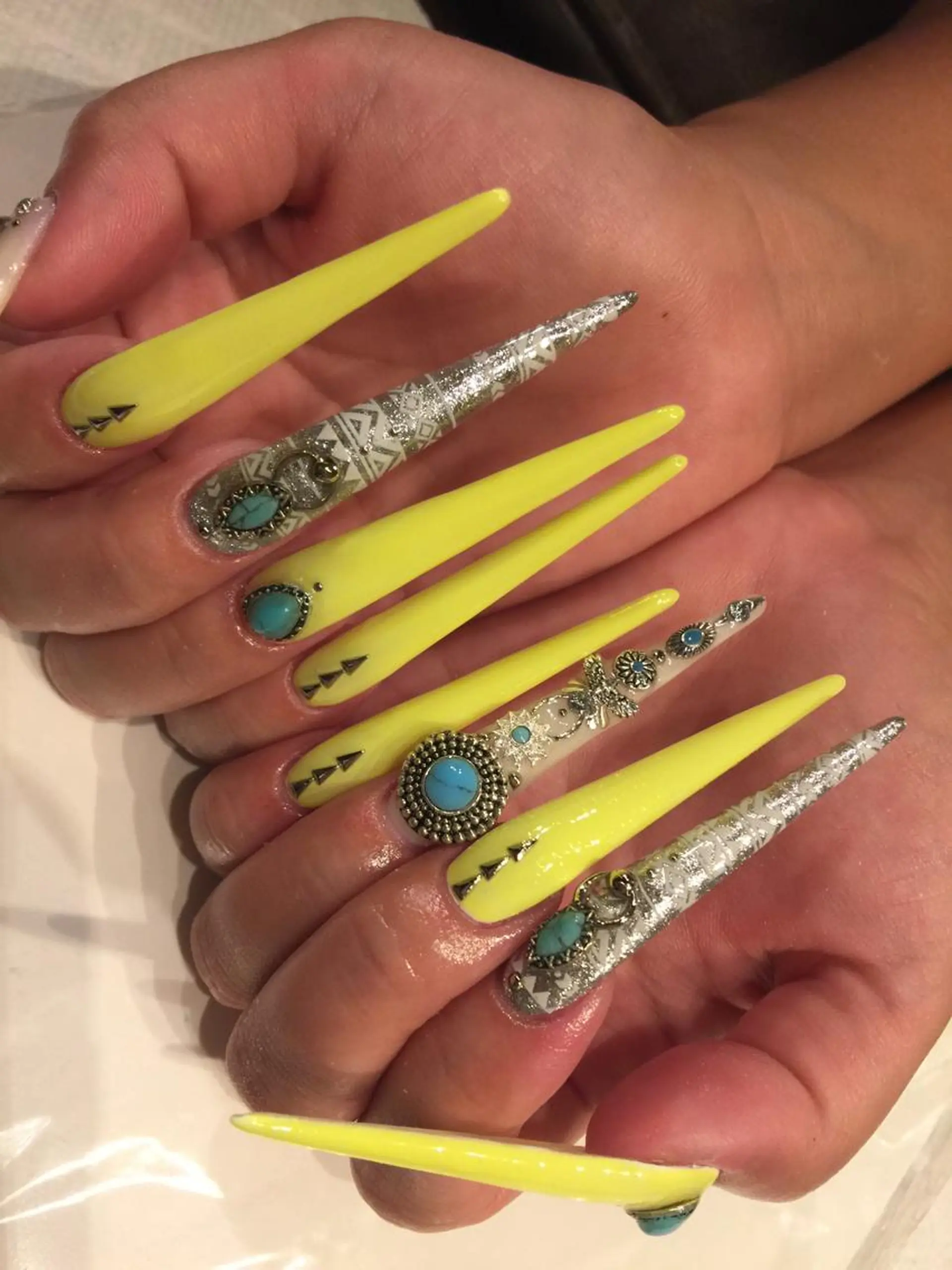 ネイル chatblanc ♡のネイルデザイン