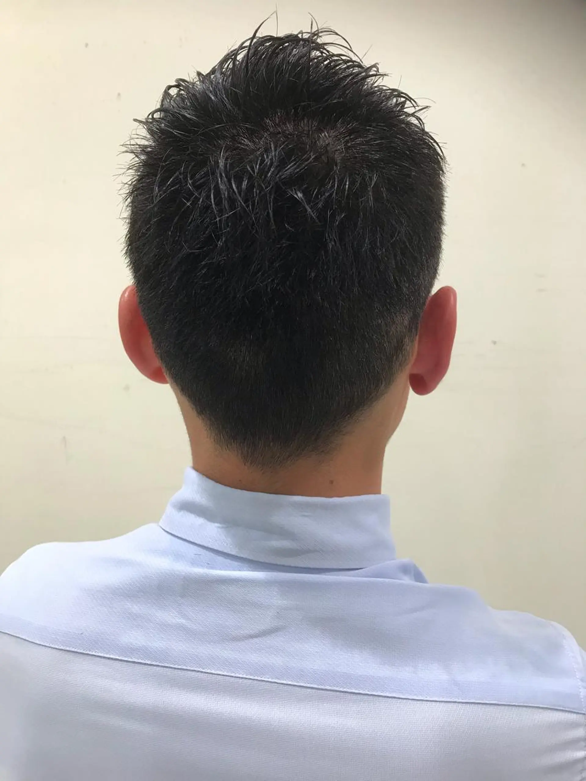 メンズ 三田 豪のヘアスタイル