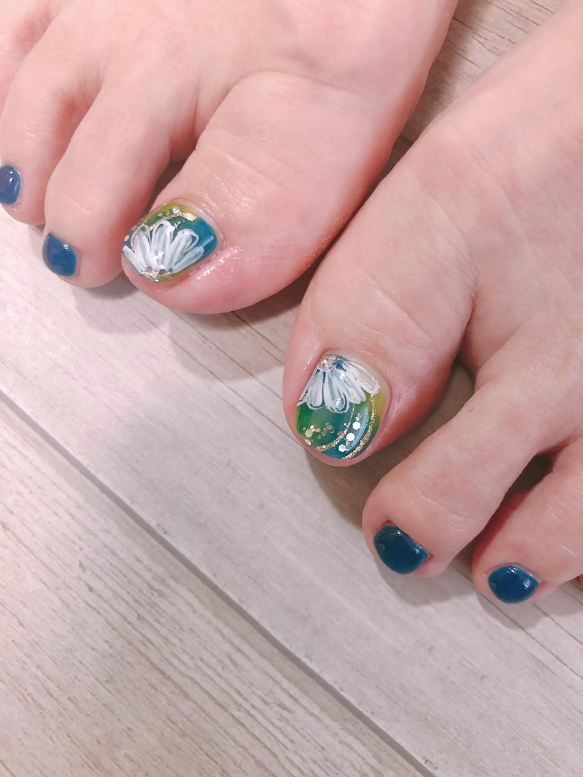 ネイル 個室ネイルサロンDolly Girl〜ドーリーガール〜所属・DollyGirl KYOKOのネイルデザイン