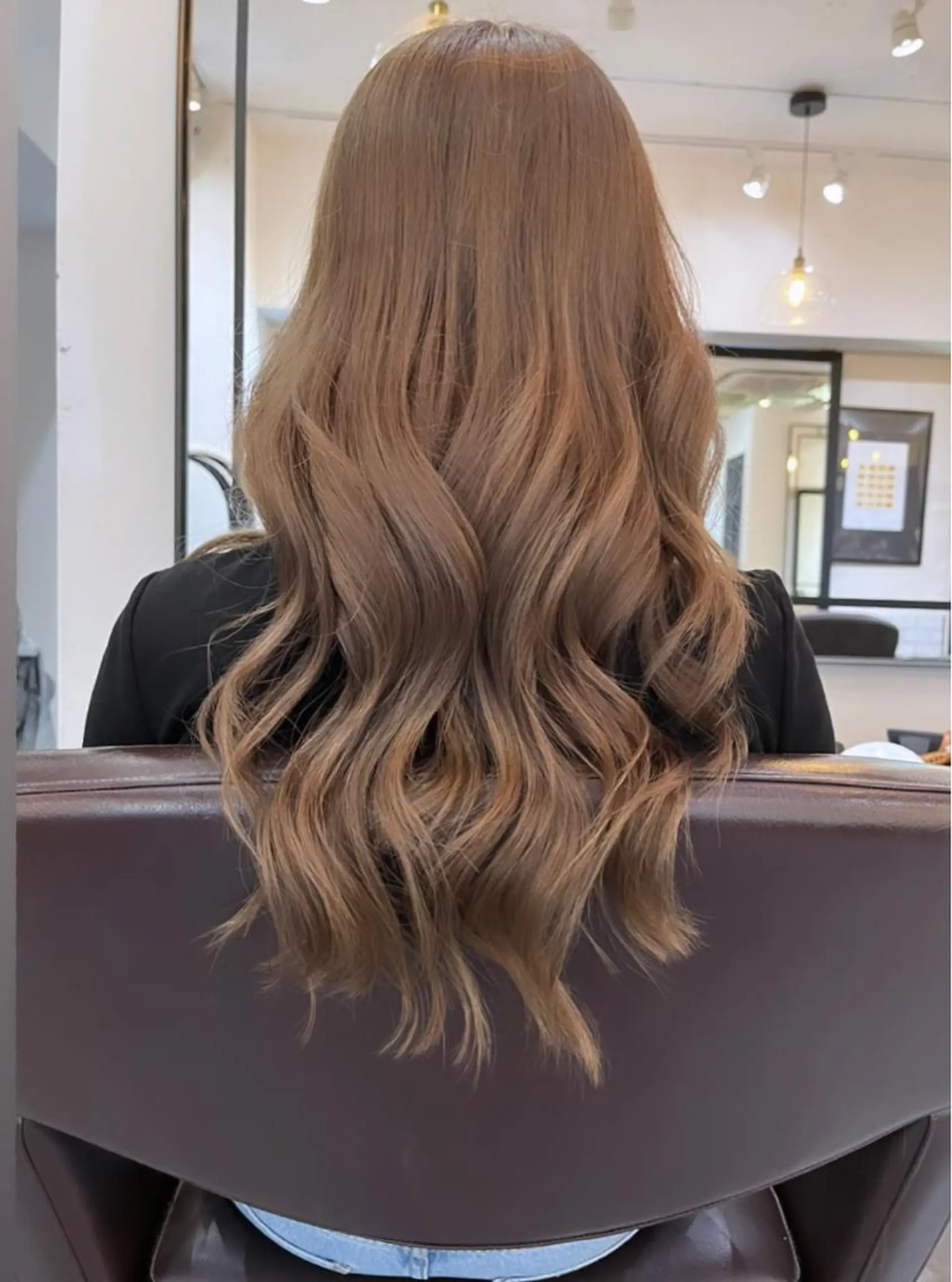 ロング カラー ヘアアレンジ ベージュカラー ブリーチ ヘアカラー ハイトーンカラー 🦋yuri🦋のヘアスタイル