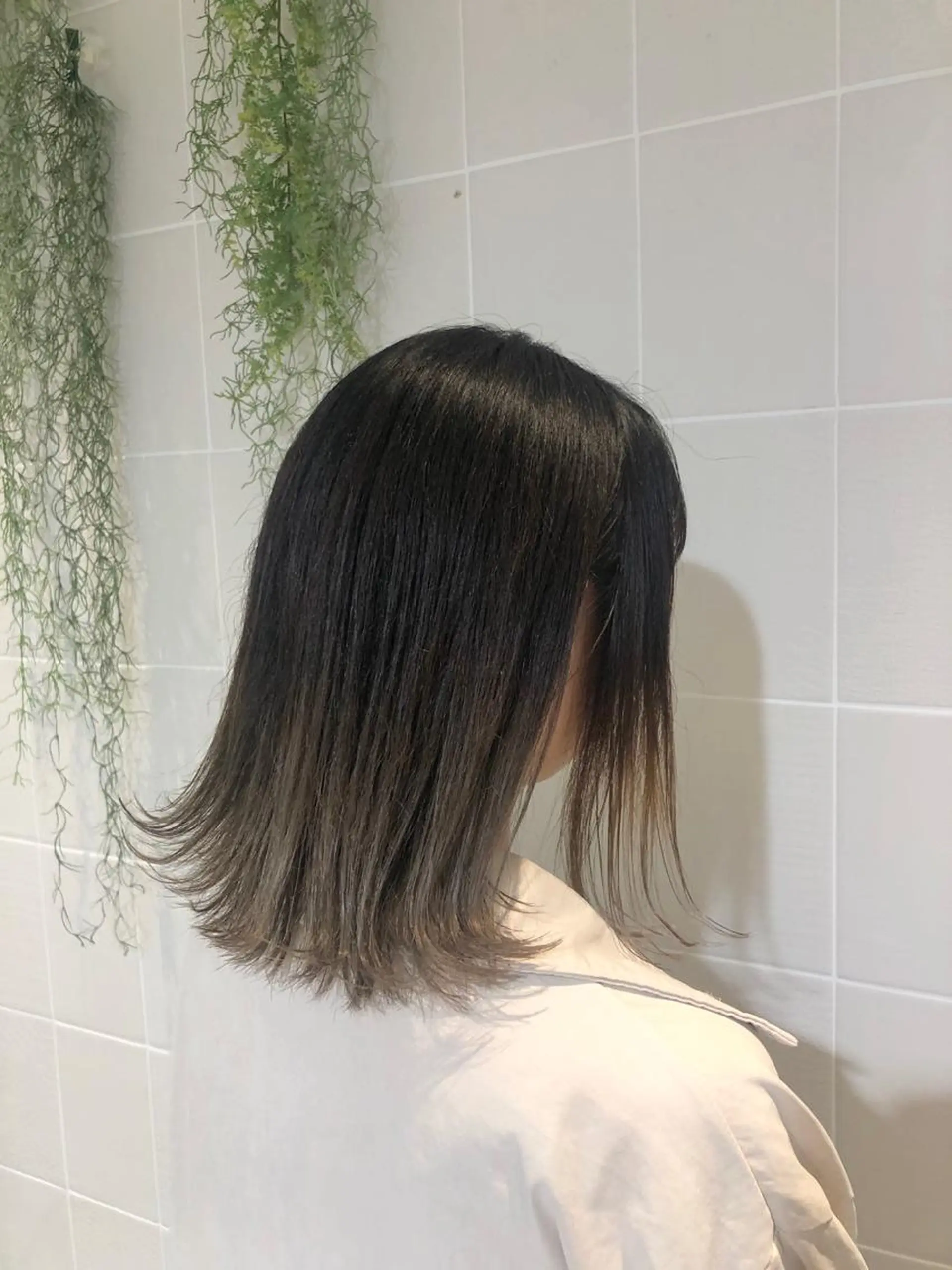 セミロング まつげ兼任しもさこ 🌟レイヤー得意のヘアスタイル