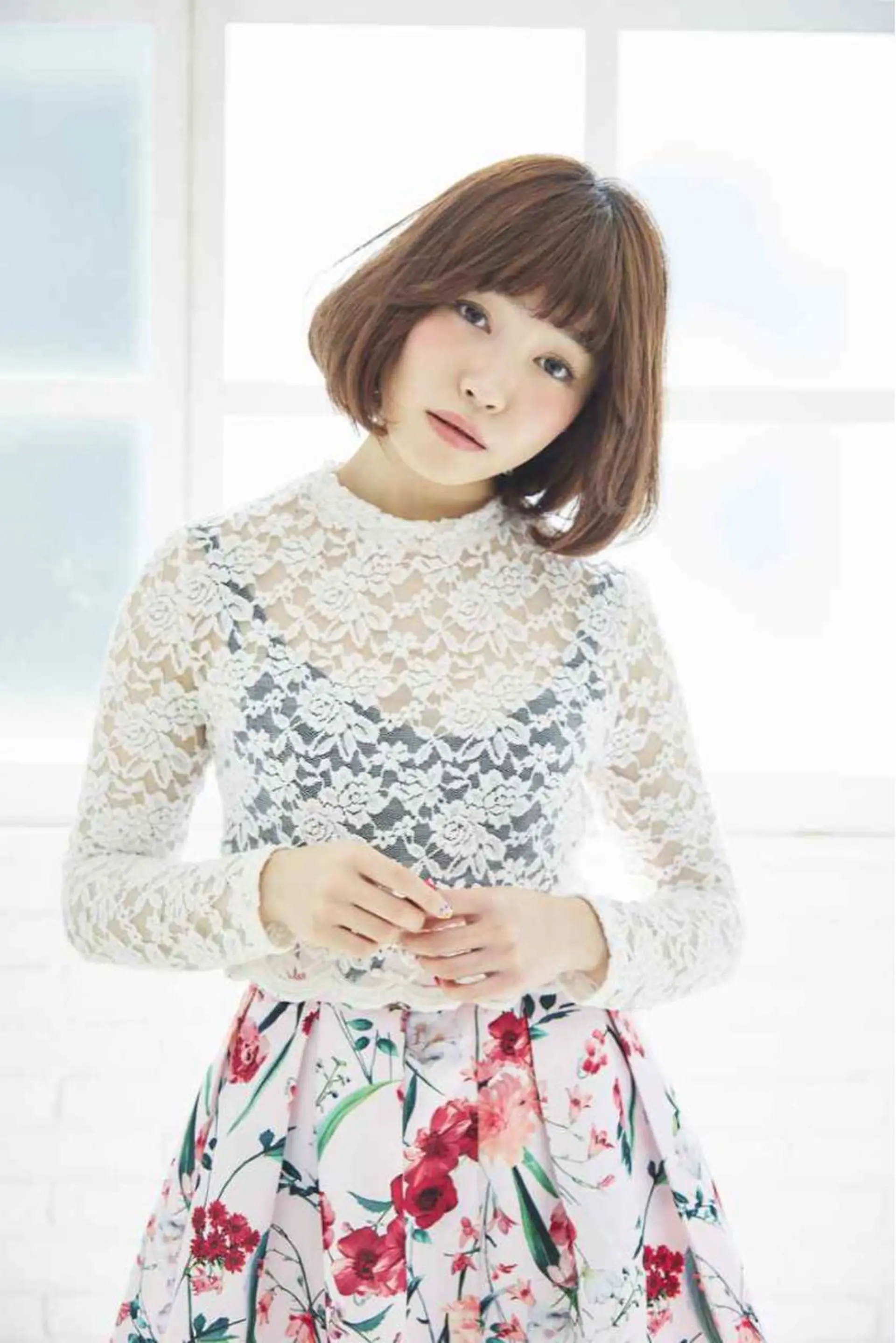 ミディアム カラー THE DAY所属・AKI HASHIMOTOのヘアスタイル