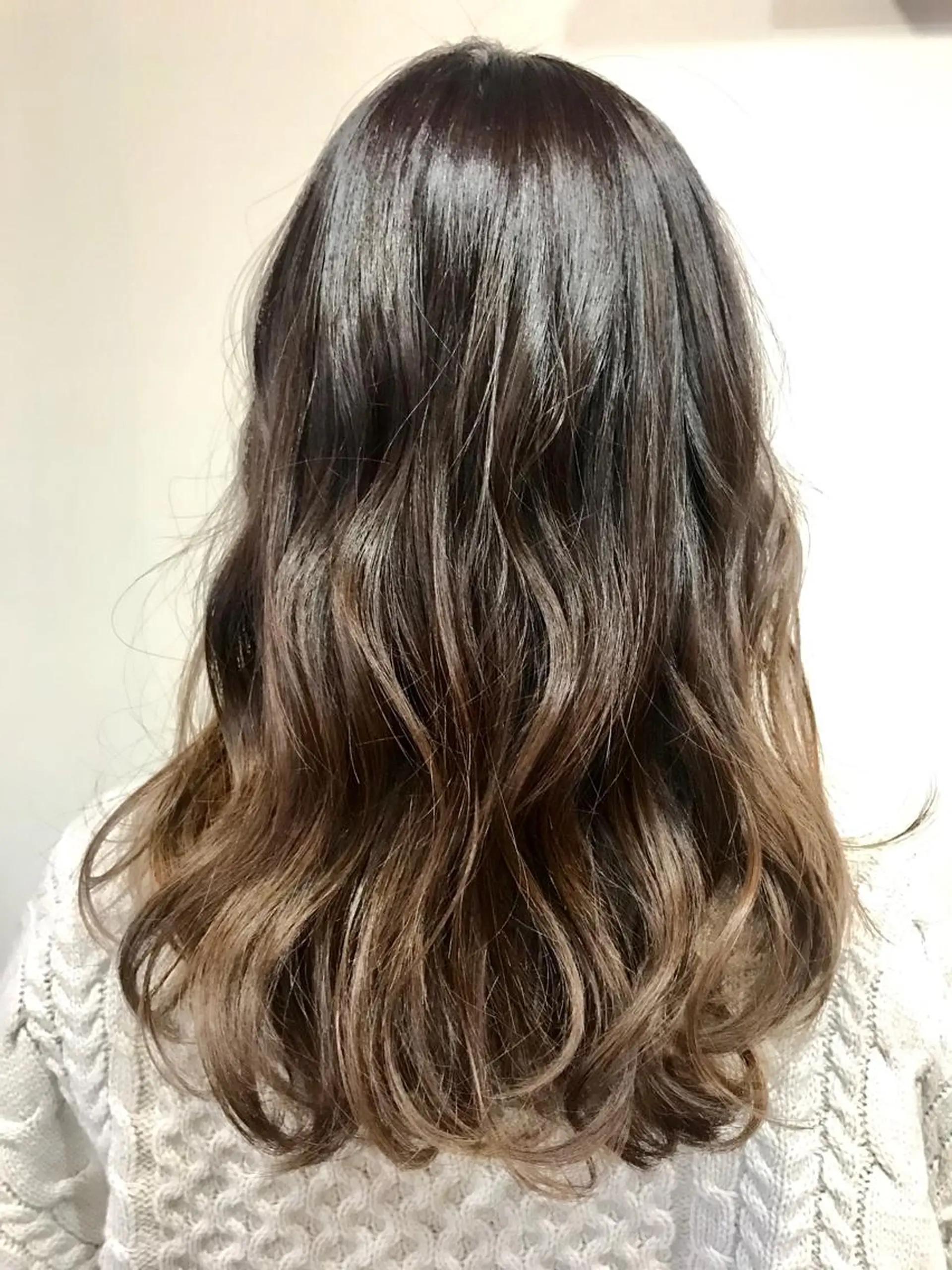 セミロング アッシュ 女性専用サロン 【中崎町】ゆきみのヘアスタイル